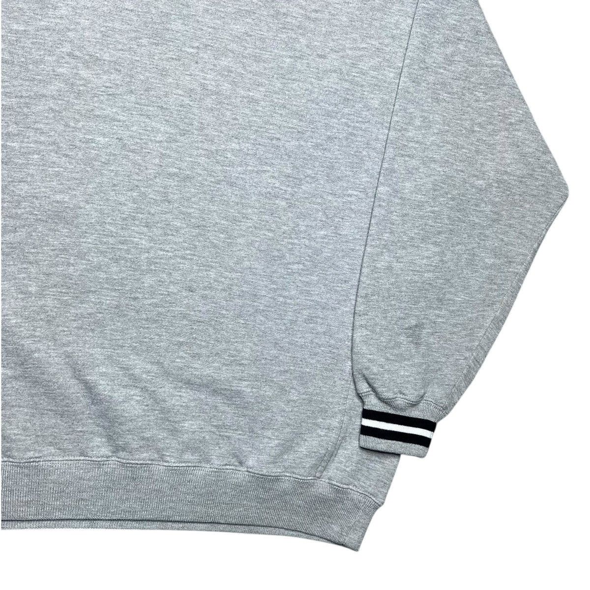 NFL 1990s NFL Oakland Raiders Lee Sport Embroidered Sweatshirt Size US L / EU 52-54 / 3 - 23 Thumbnail