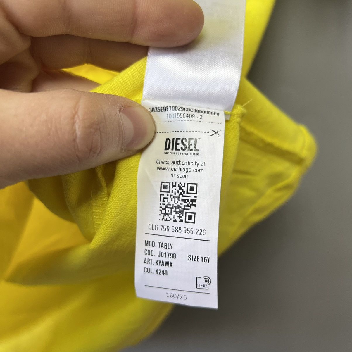 Diesel Diesel Big Logo T shirt tee y2k Size US S / EU 44-46 / 1 - 17 Thumbnail