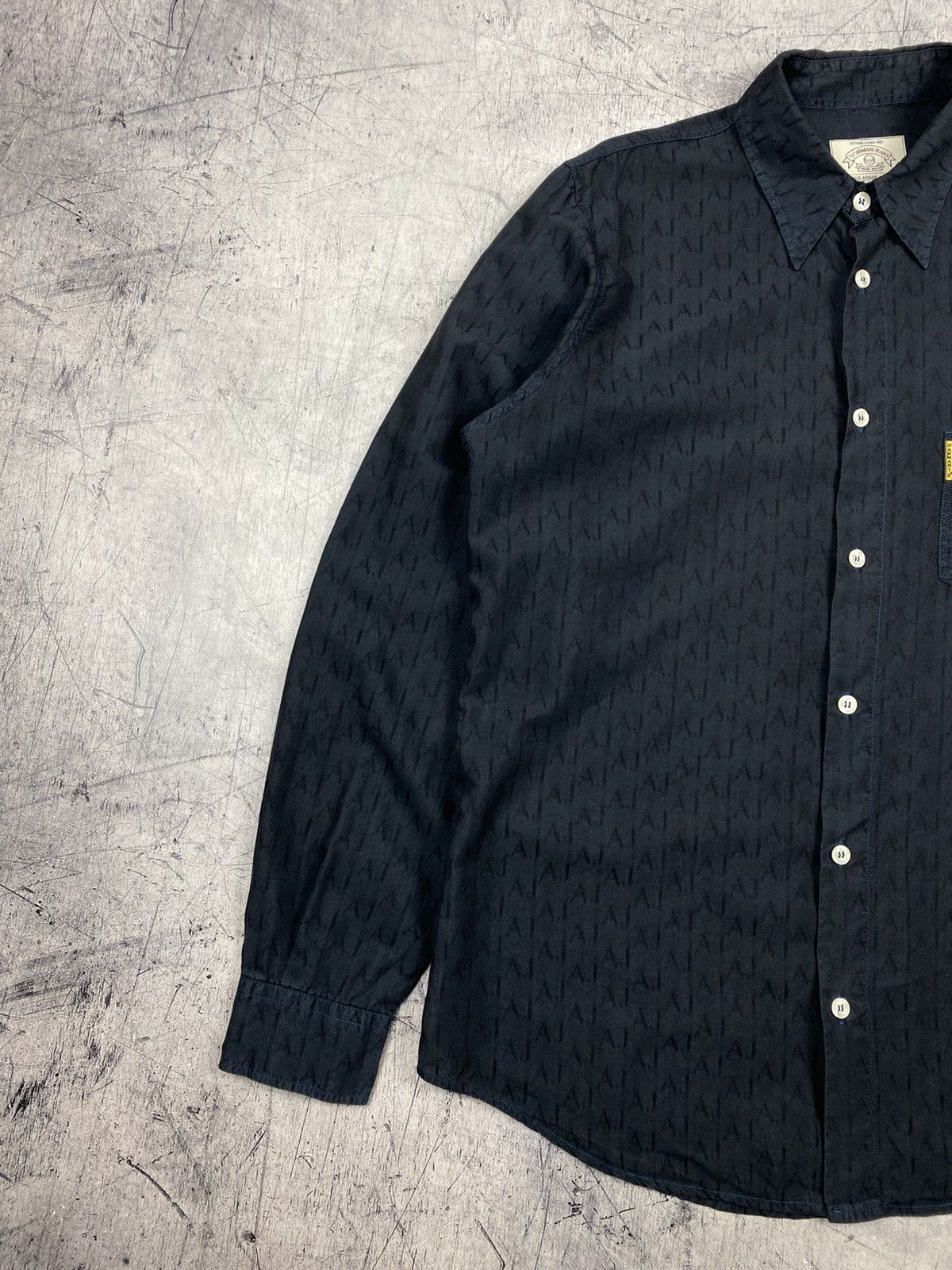Giorgio Armani Armani Jeans Button-Up Long Sleeve Shirt Monogram Print Size US L / EU 52-54 / 3 - 3 Thumbnail