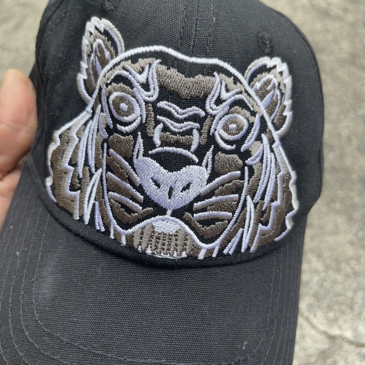 Japanese Brand × Kenzo KENZO Embroidered Tiger Logo Dad Hat Size ONE SIZE - 2 Thumbnail