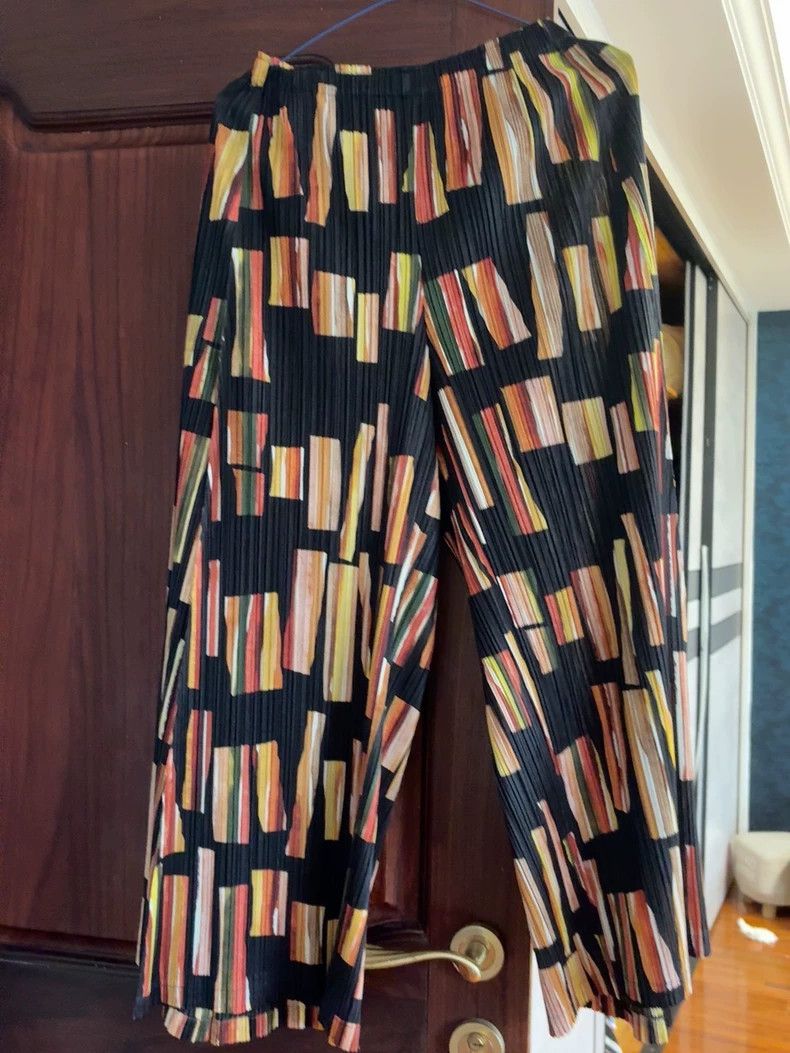 Issey Miyake Issey Miyake size:2 Yellow and black pleated trousers Size 22" - 1 Thumbnail