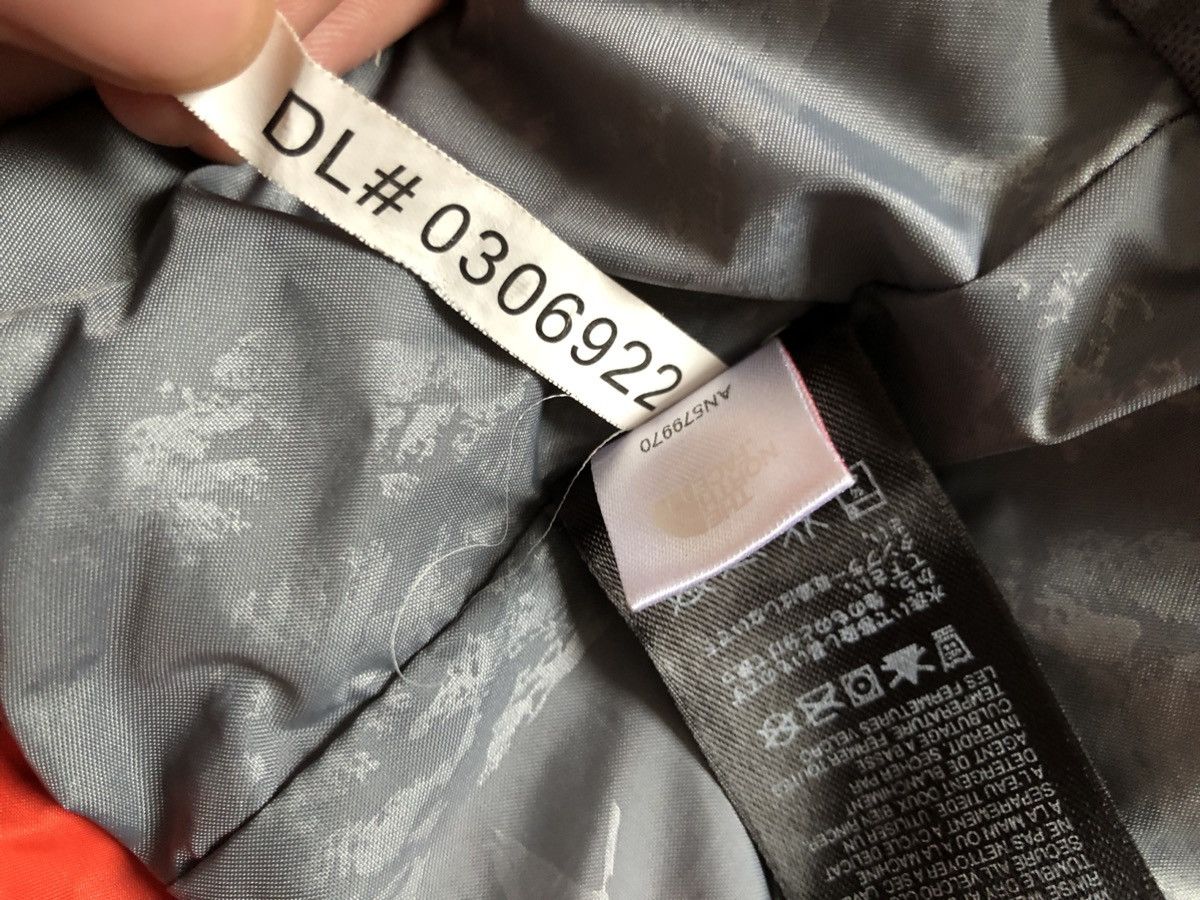 The North Face × Vintage Vintage The North Face 600 Assymmetrical Down Jacket Size L / US 10 / IT 46 - 23 Thumbnail