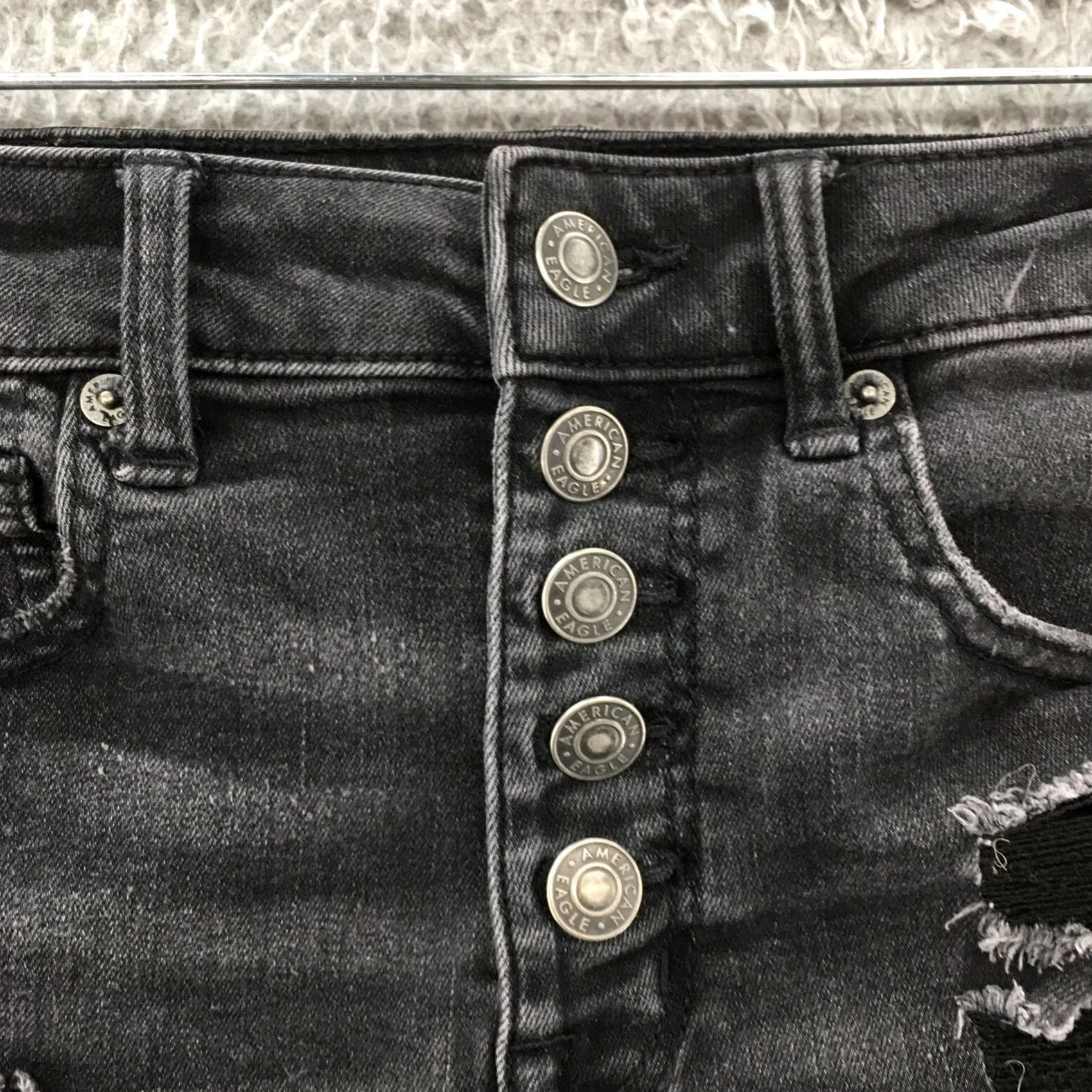 American Eagle Outfitters American Eagle Outfitters Next Level Stretch Cut-Off Shorts Womens 2 Black Cotton Blend Size 26" / US 2 / IT 38 - 3 Thumbnail