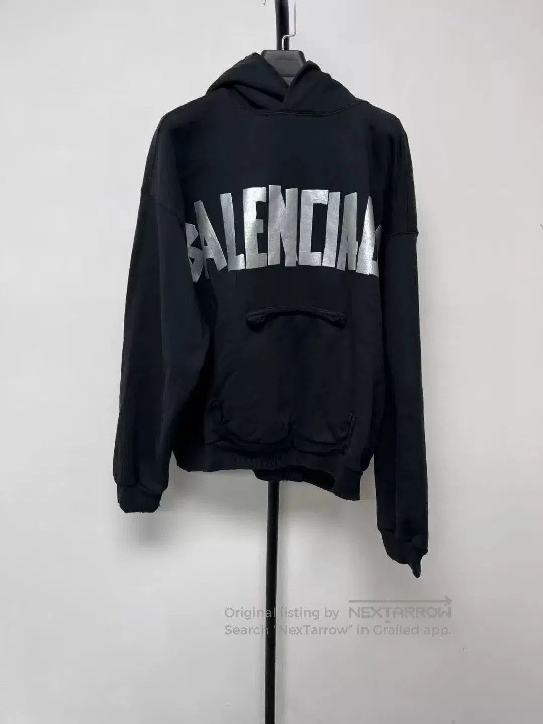 Balenciaga balenciaga logo hoodie in black color. Size XXS / US 00 / IT 34 - 1 Thumbnail