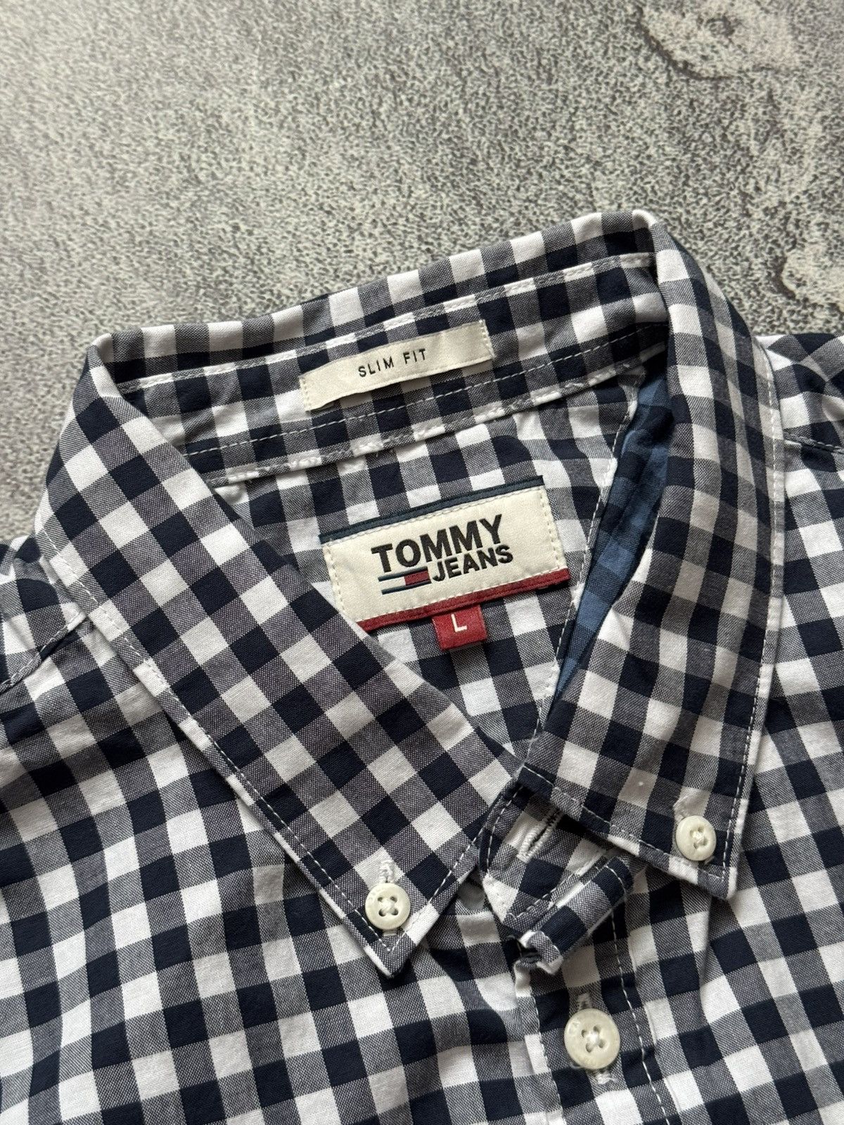 Designer × Tommy Hilfiger Tommy Hilfiger M checkered shirt button up polo long sleeve Size US L / EU 52-54 / 3 - 5 Thumbnail