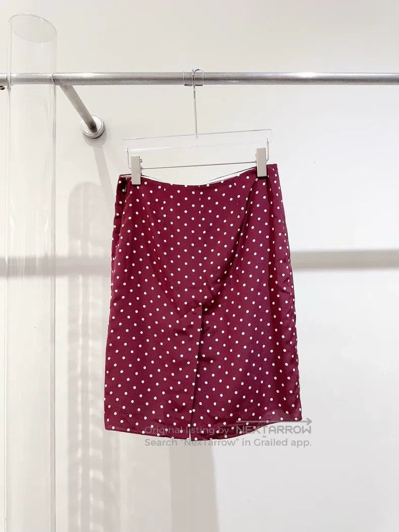 Miu Miu Miu Miu 38 Overskirt in spring and summer. Size 37" - 4 Thumbnail