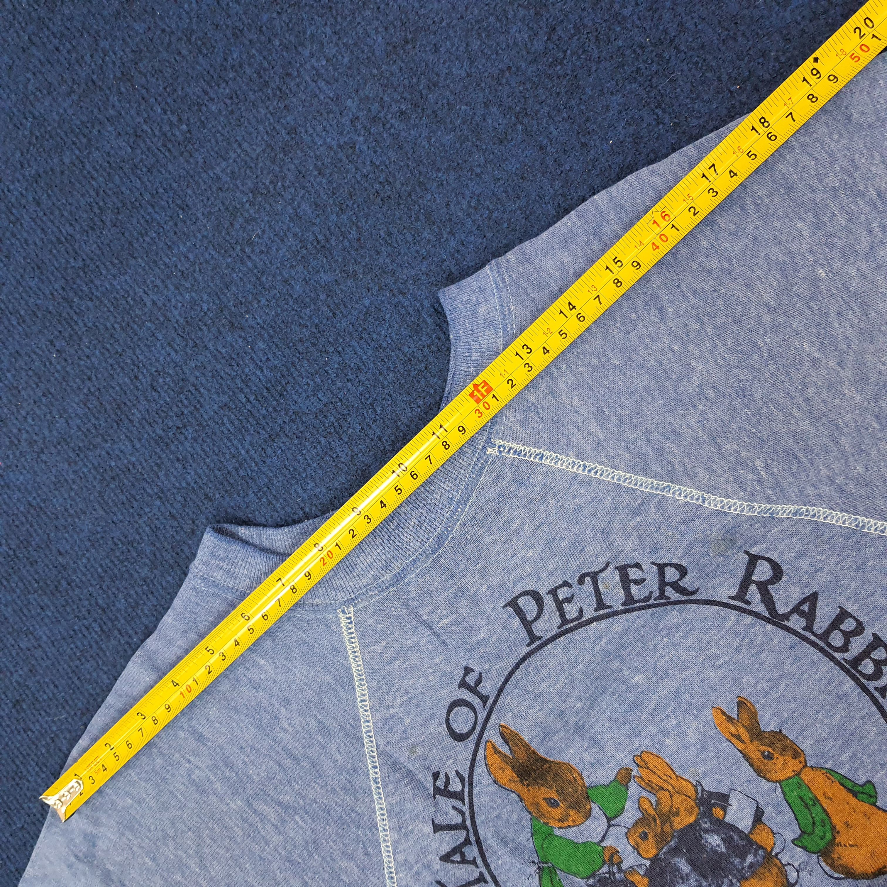 Vintage Vintage The Tale of Peter Rabbit Books Sweatshirts C232N13 Size US S / EU 44-46 / 1 - 7 Thumbnail