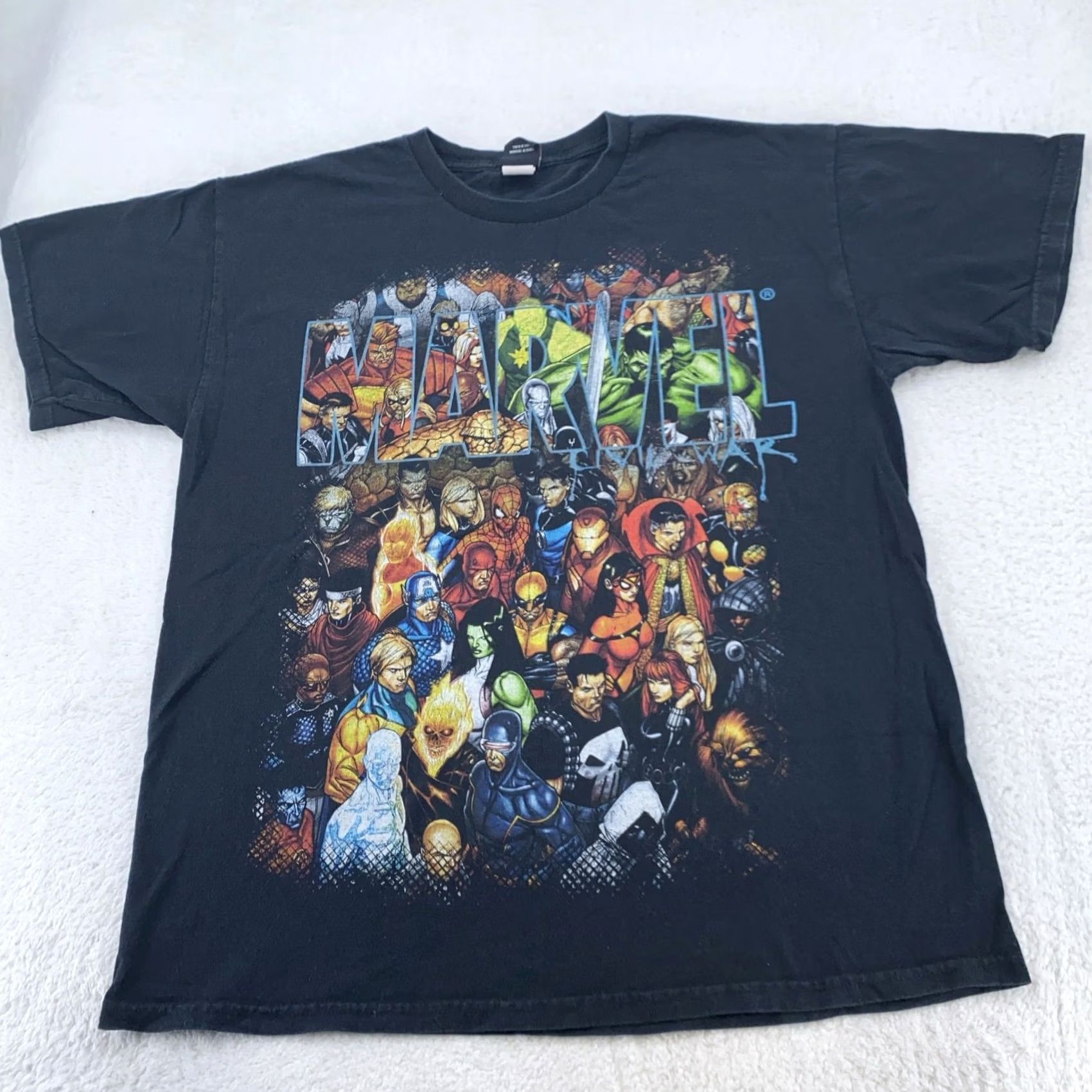 Vintage Marvel Shirt Mens L Black Graphic Print Marvel Universe Comics T-Shirt Crew Neck Short Sleeve 90s Inspired Size US L / EU 52-54 / 3 - 2 Thumbnail