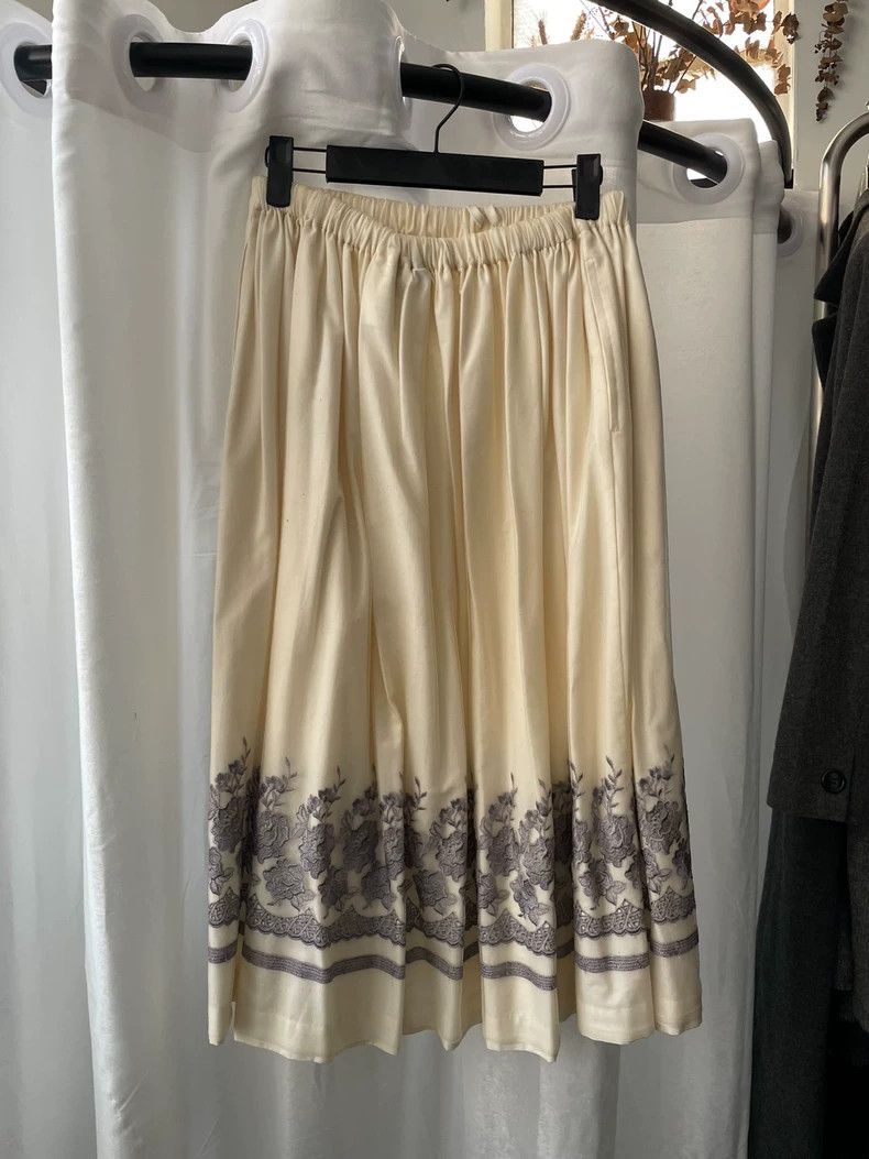 Comme des Garcons Comme des Garcons size os Medieval tulle floral embroidere Size 25" / US 0 / IT 36 - 2 Thumbnail
