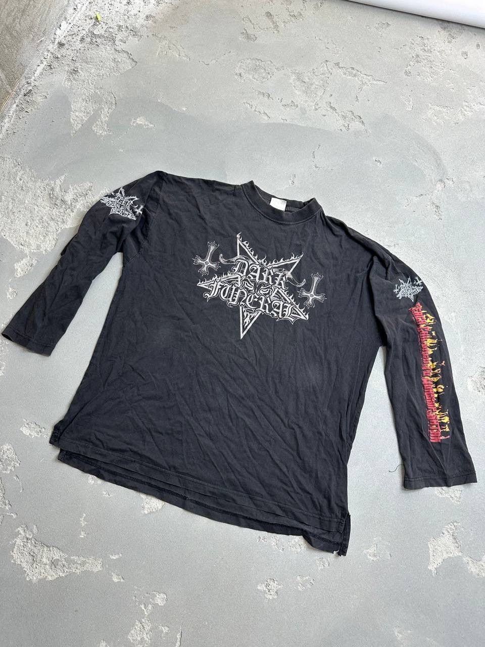 Band Tees Dark Funeral Long Sleeve Vintage Metal Band T-Shirt Size US XL / EU 56 / 4 - 2 Thumbnail