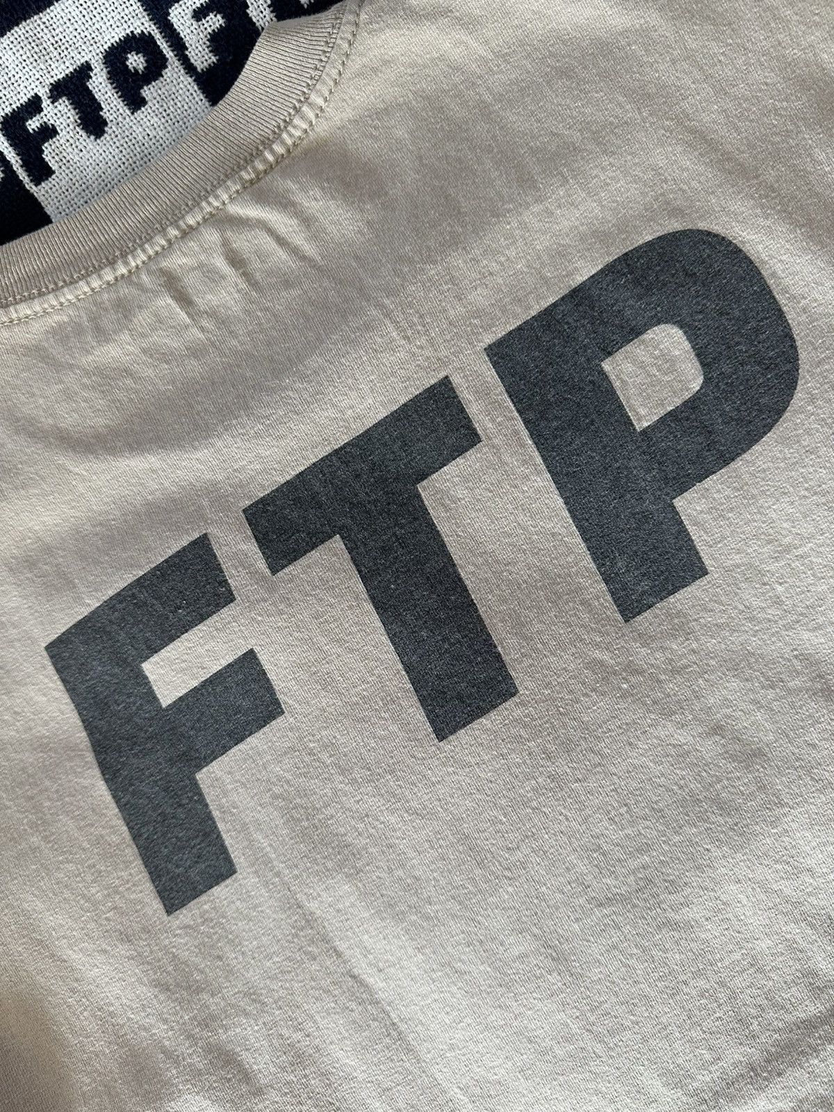 Fuck The Population FTP SAND LOGO TEE Size US L / EU 52-54 / 3 - 4 Thumbnail