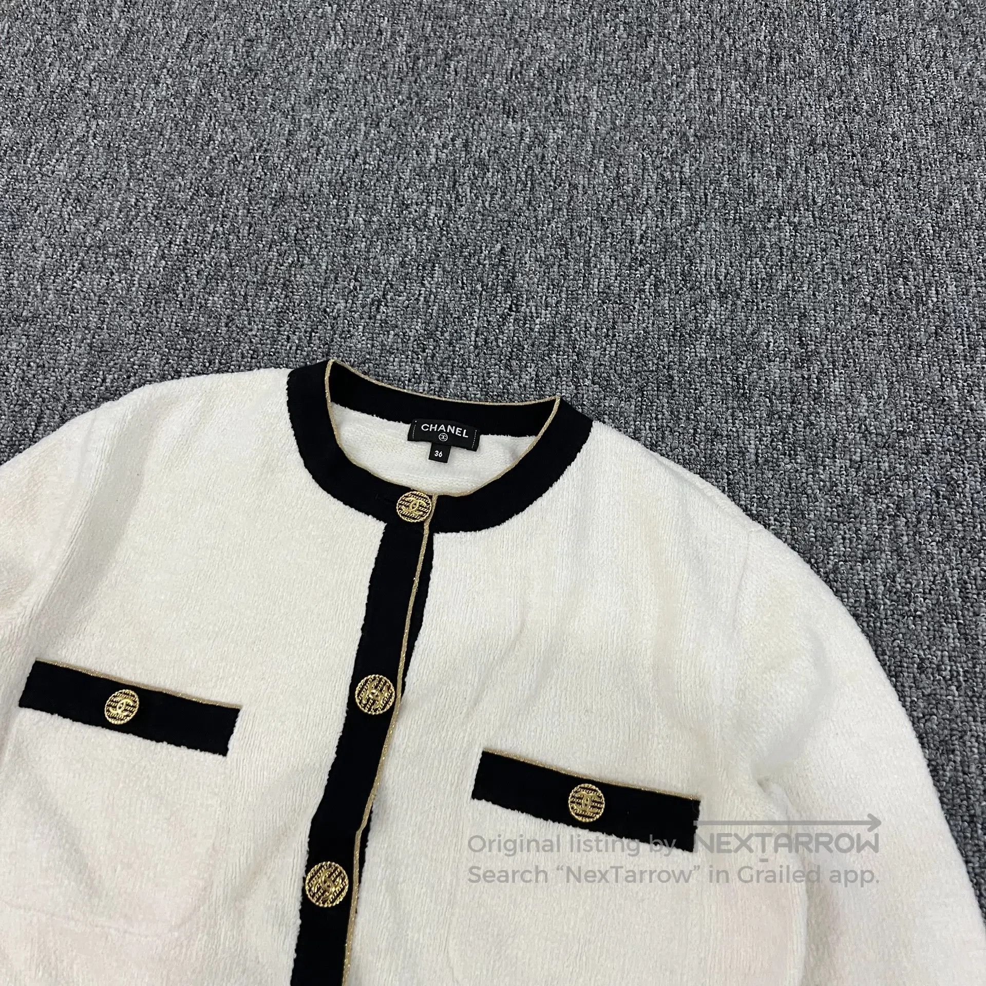 Chanel Chanel Cruise Series: Golden Button Short-Sleeved Towel-Qu Size S / US 4 / IT 40 - 3 Thumbnail