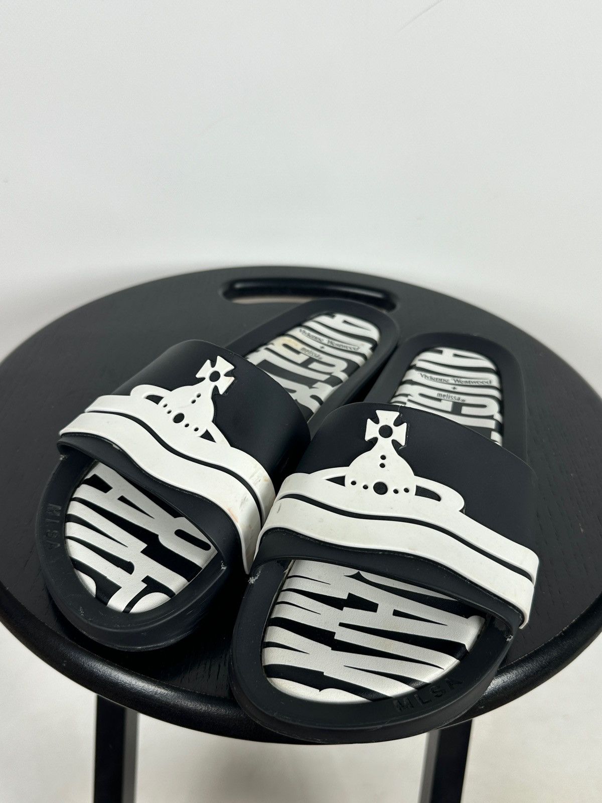 Melissa × Vivienne Westwood Vivienne Westwood x Melissa Anglomania Beach Slides Sandals Size US 8 / IT 38 - 3 Thumbnail
