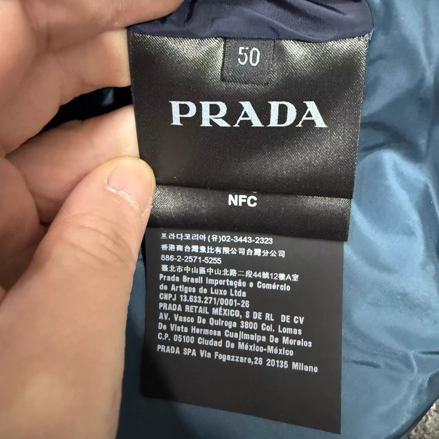 Prada Prada blue 2-sided triangle logo puffer jacket 50 Size US M / EU 48-50 / 2 - 5 Thumbnail