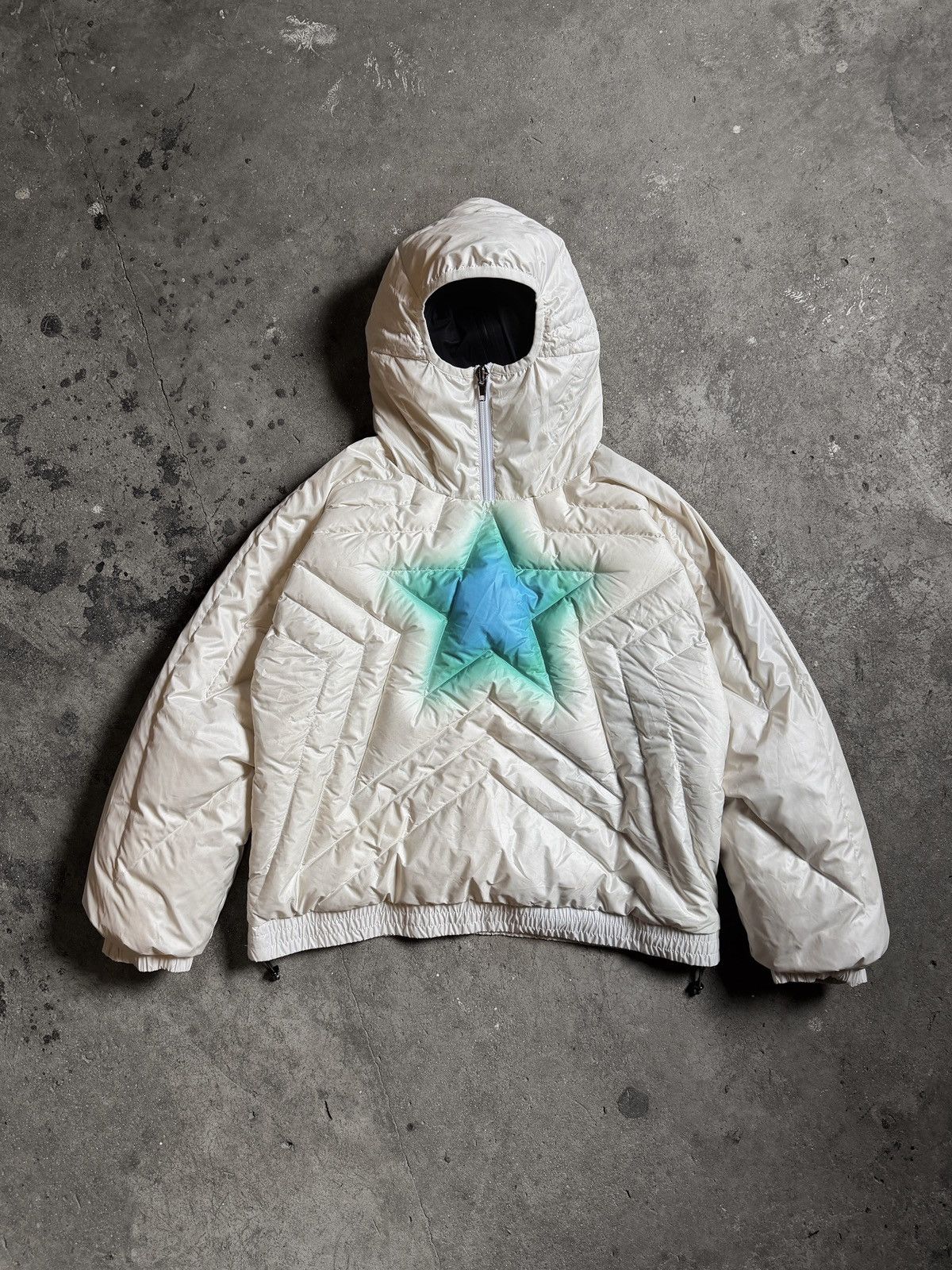 Bad Son Star Puffer Jacket by BADSON Size L Size US L / EU 52-54 / 3 - 1 Thumbnail