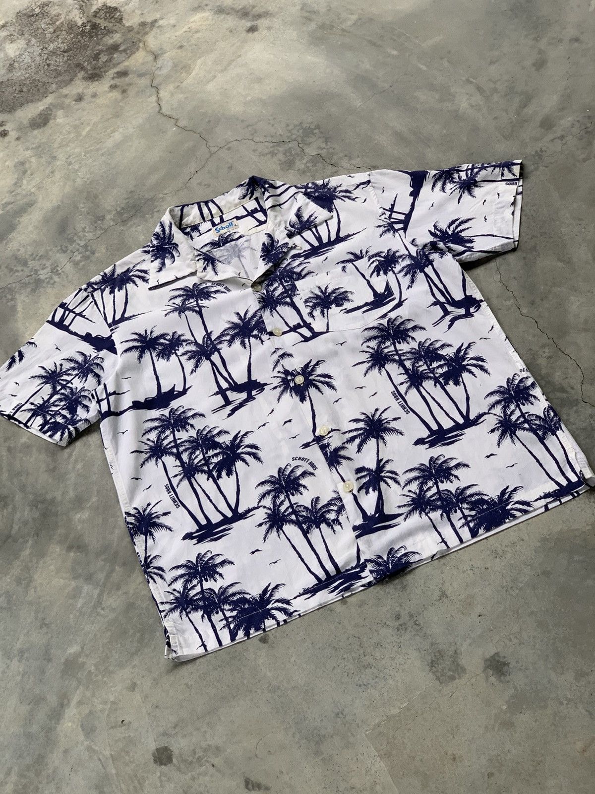Schott Vintage Schott Rayon Coconut Hawaii Tree Motive Collar Shirt Size US L / EU 52-54 / 3 - 1 Thumbnail