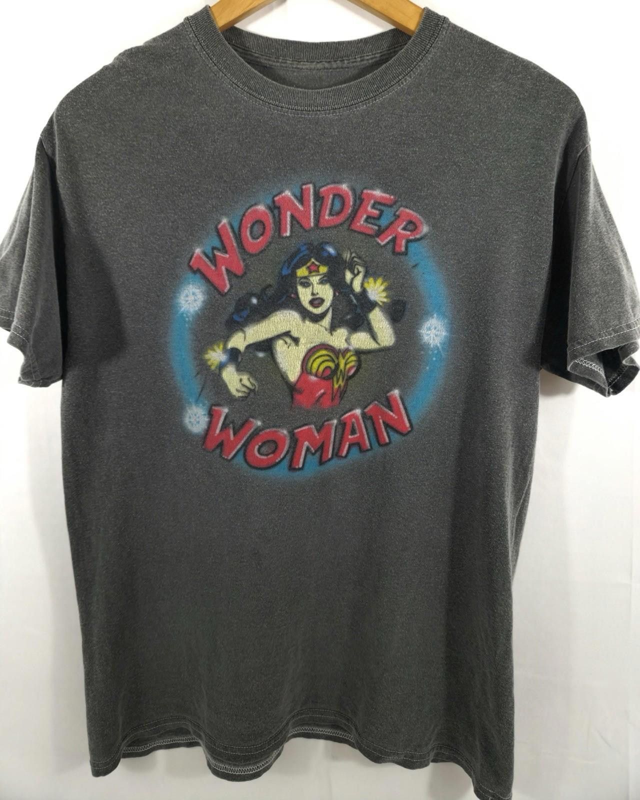 DC Comics Wonder Woman DC Comics Spray Paint Airbrush Themed (SIZE:S/M Size US S / EU 44-46 / 1 - 1 Thumbnail