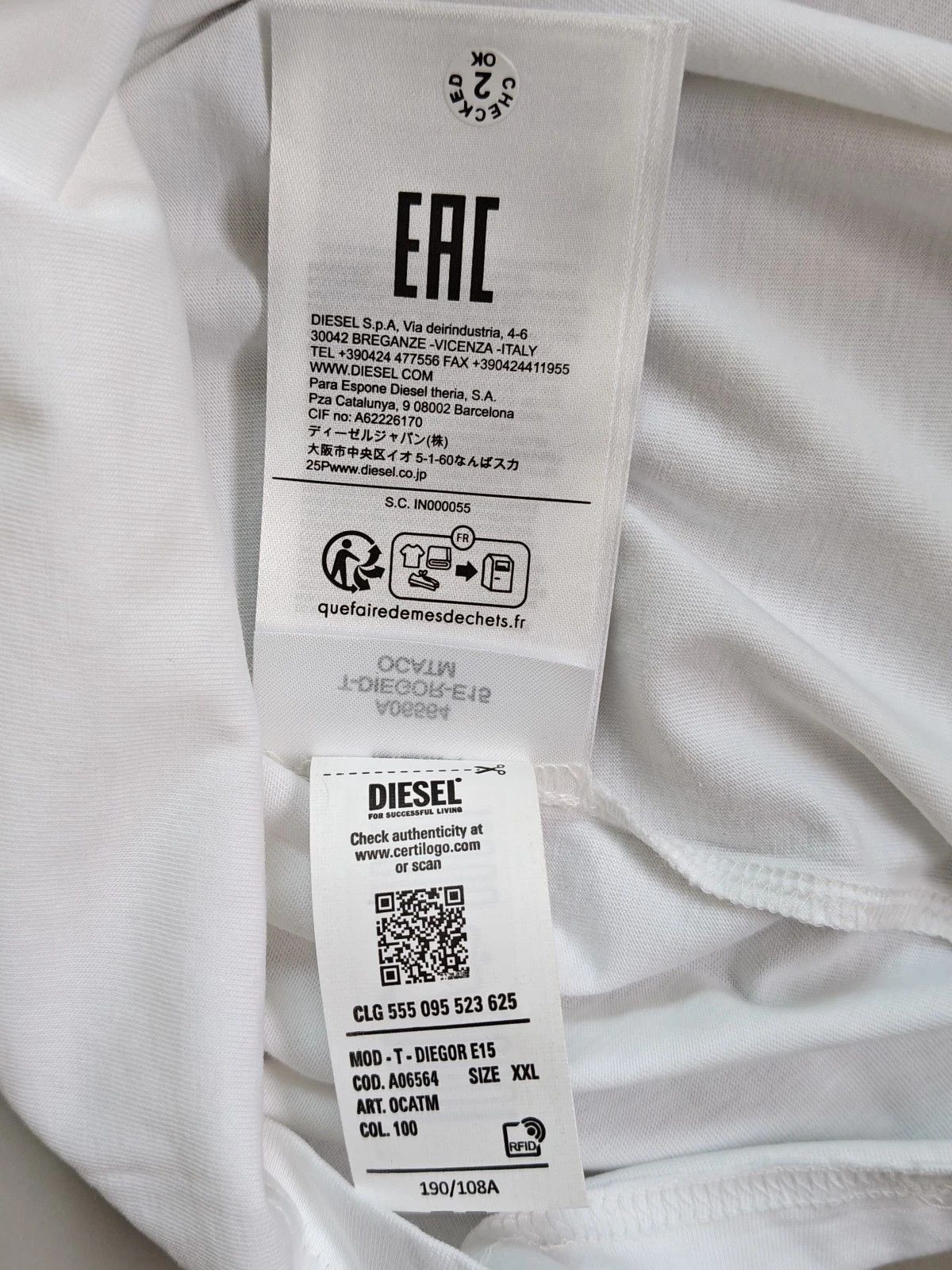 Diesel DIESEL White T-Shirt With Logo Patch FTP 4113 Size US XXL / EU 58 / 5 - 9 Thumbnail