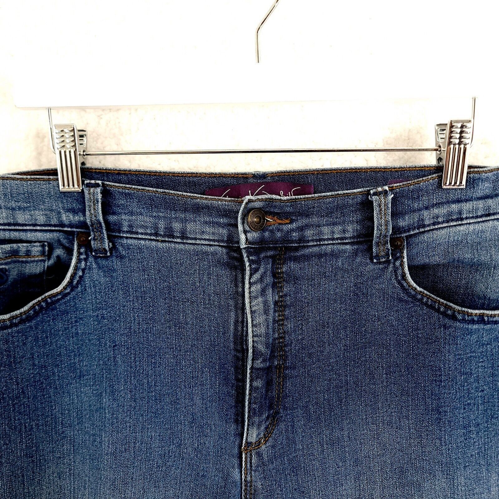 Gloria Vanderbilt Gloria Vanderbilt Amanda Denim Blue High Rise Jeans Size 12 Size 34" / US 12 / IT 48 - 2 Thumbnail