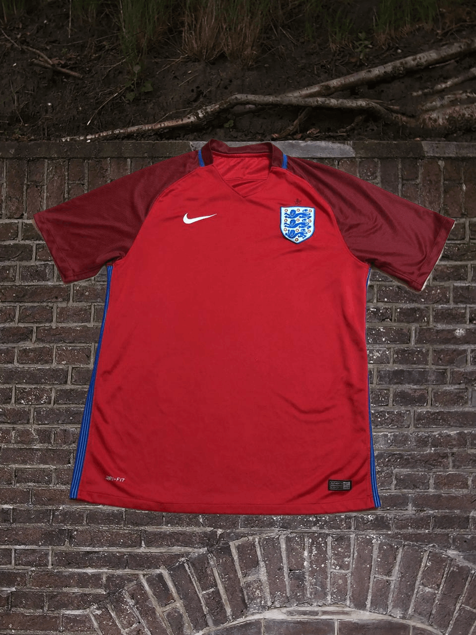 Nike ENGLAND Jersey Football Nike Soccer Shirt Red Size US XL / EU 56 / 4 - 1 Thumbnail