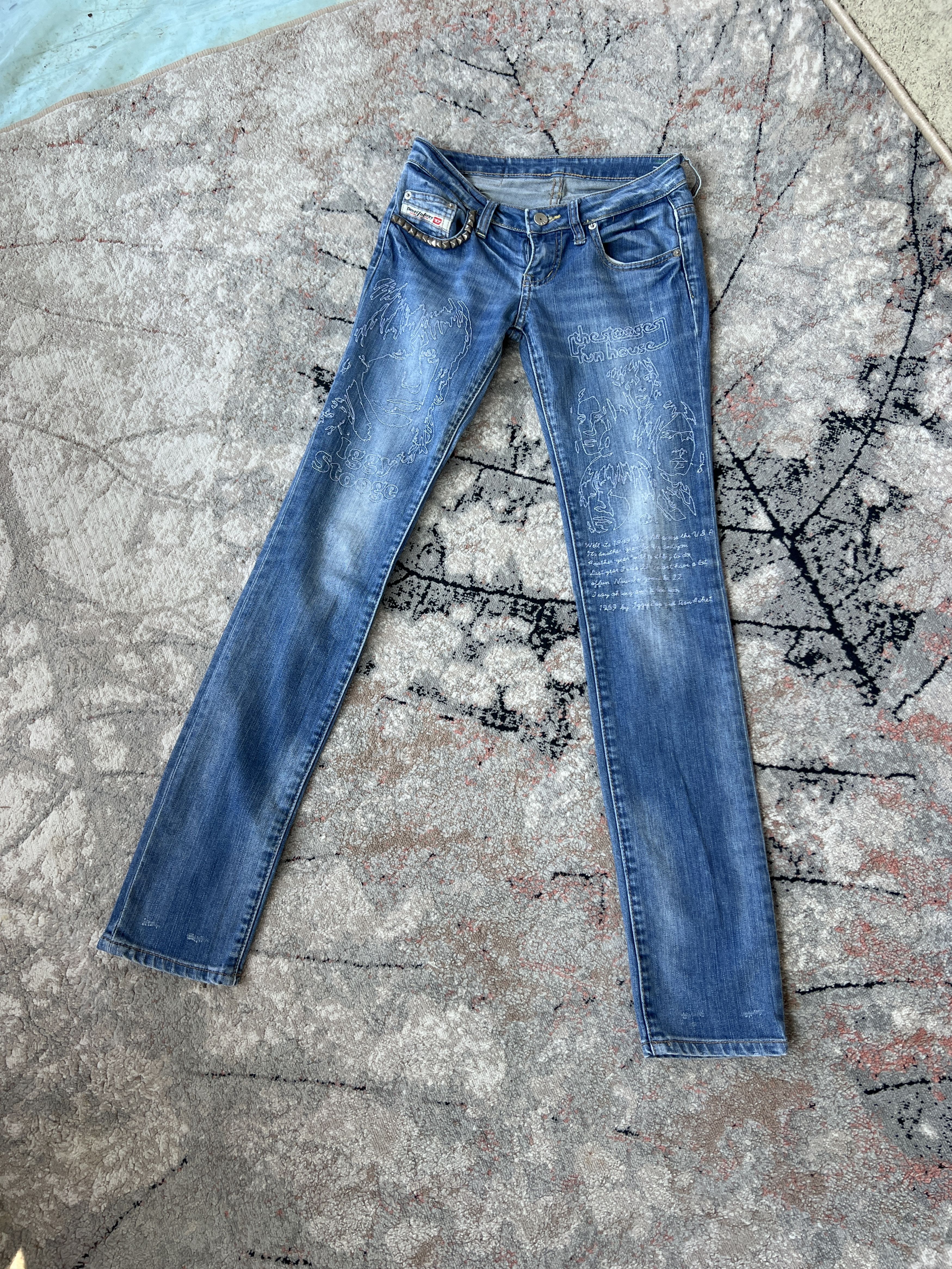 Diesel Y2K Diesel Vintage Jeans Size 25" / US 0 / IT 36 - 1 Thumbnail