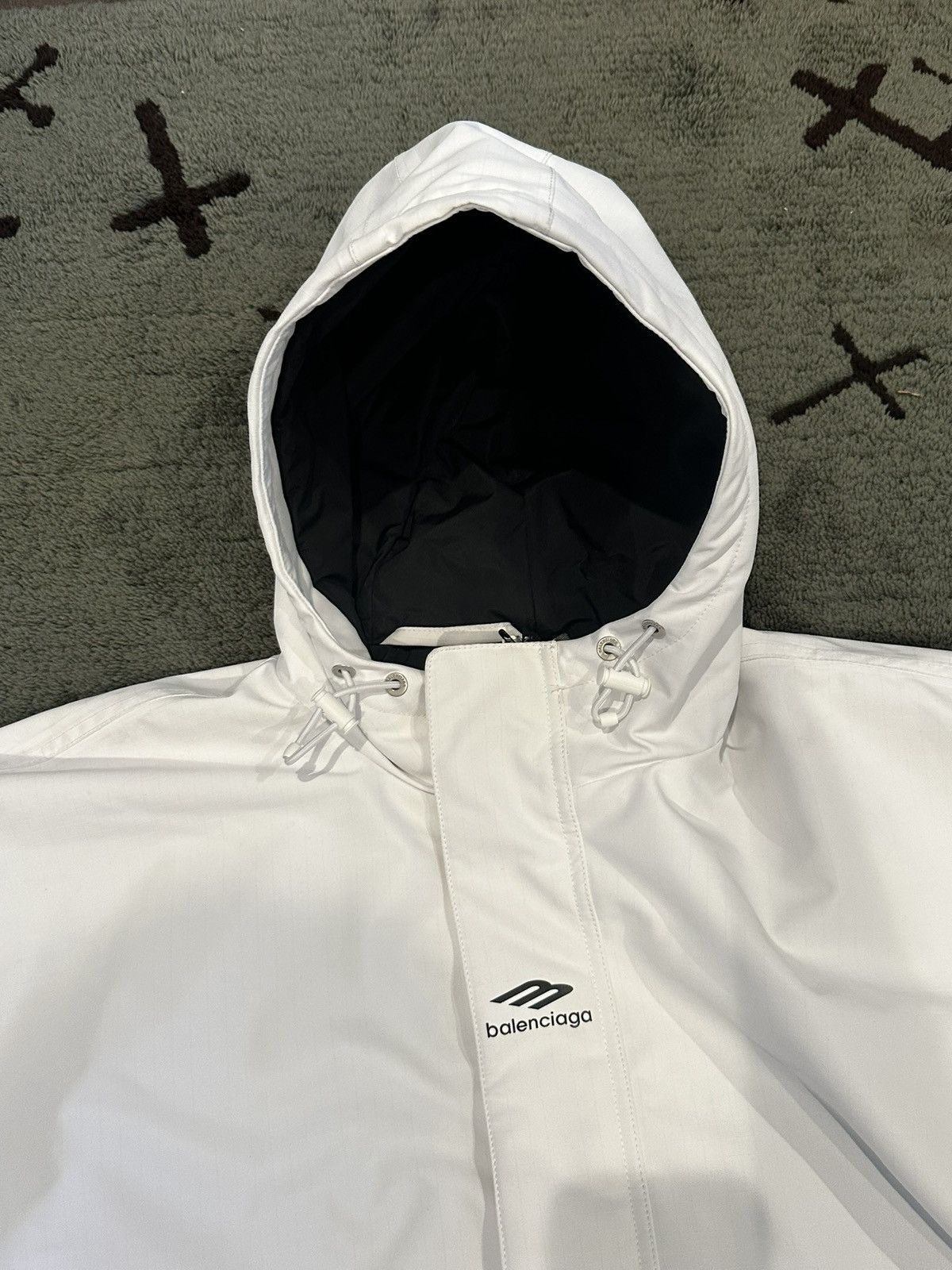 Balenciaga Balenciaga White 3B Ski Wear Jacket Size US XL / EU 56 / 4 - 9 Thumbnail