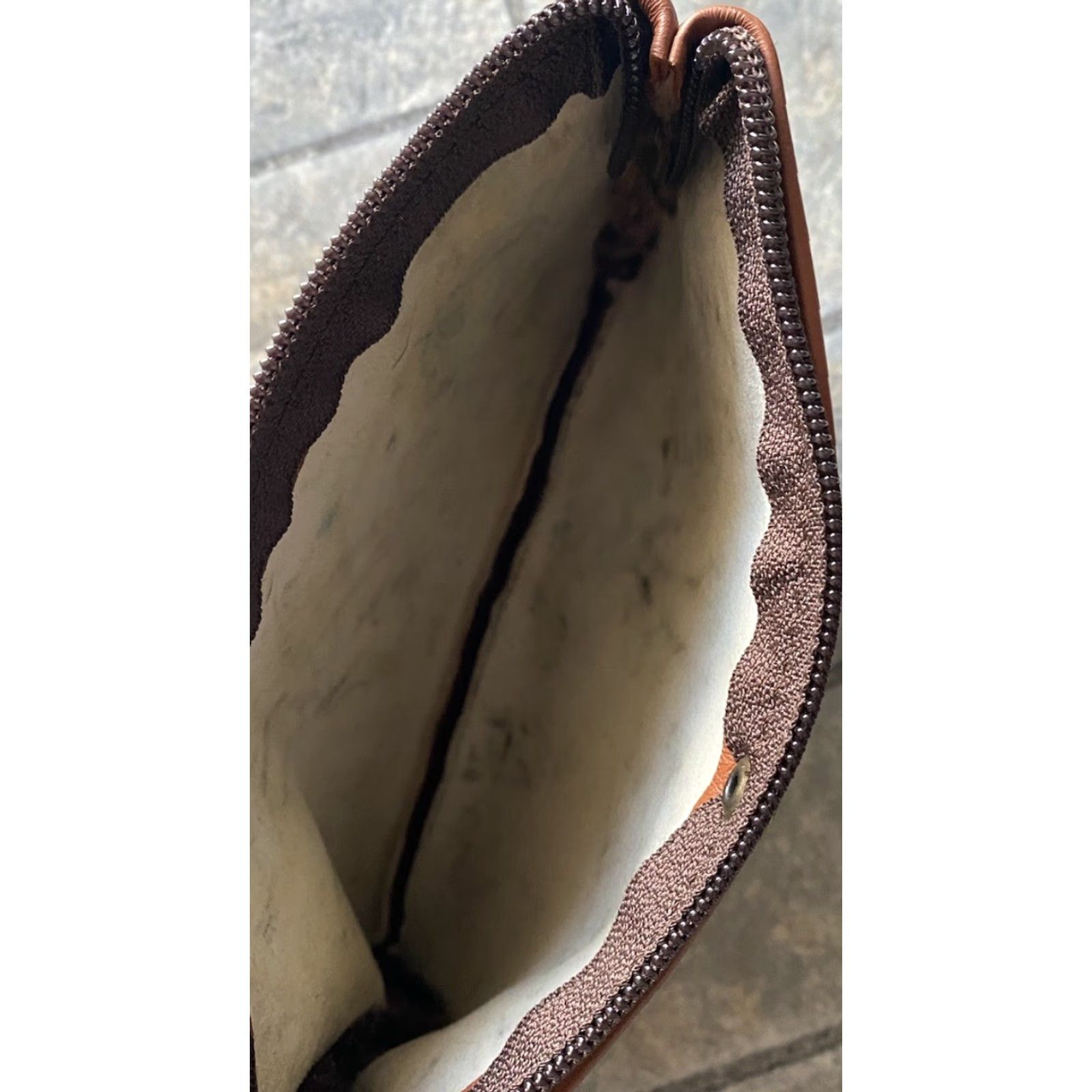 Vintage VINTAGE Henties Bay Namibia Fur Clutch Handbag With Zipper Clutch Women Brown Beige Fur Zip Size ONE SIZE - 7 Thumbnail