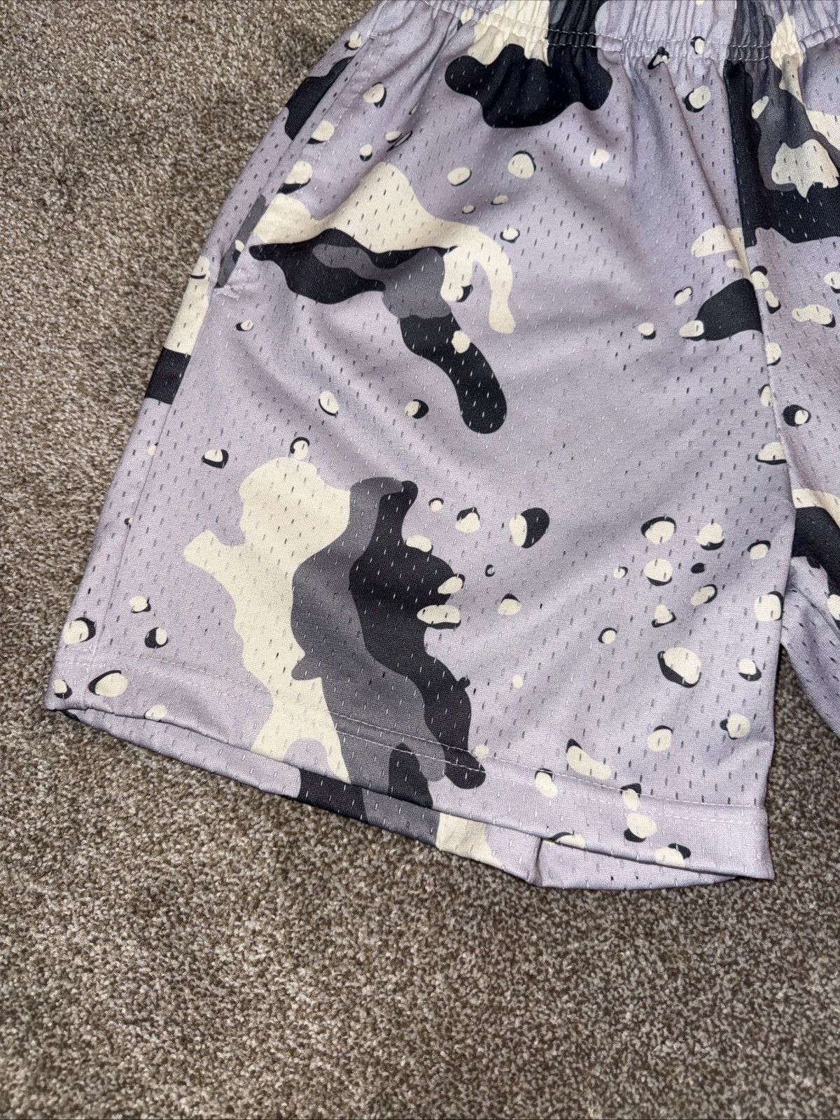Bravest Studios Bravest Studios Grey Camo Mesh Shorts Size Small Size US 29 - 3 Thumbnail
