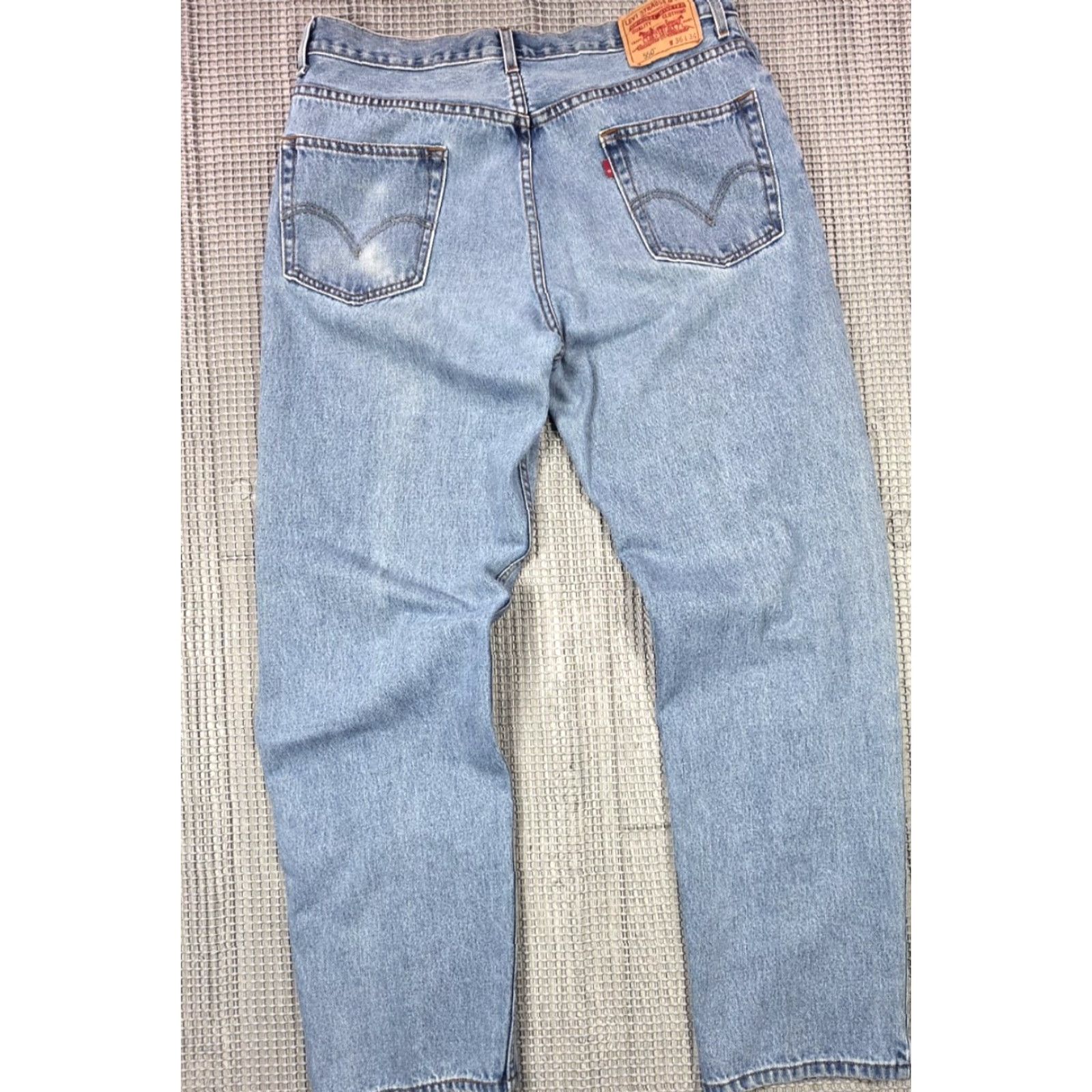 Levi's VINTAGE Levi's Jeans Mens 36x34 Denim Blue 550 Relaxed Tapered Distressed Fade Jeans Size US 36 / EU 52 - 4 Thumbnail