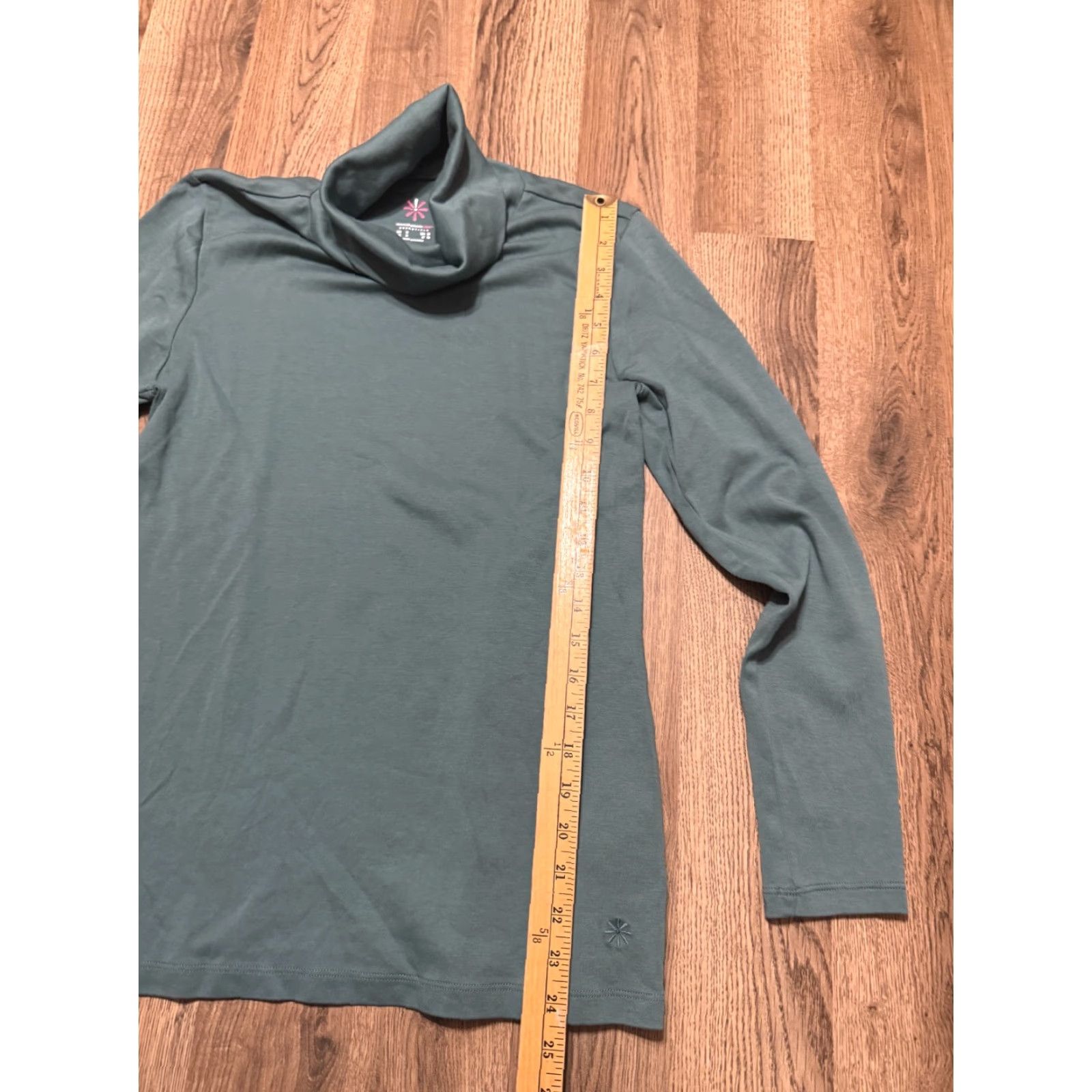 Isaac Mizrahi Isaac Mizrahi Live Shirt Women's Size Small Green Long Sleeve Turtleneck Size S / US 4 / IT 40 - 7 Thumbnail