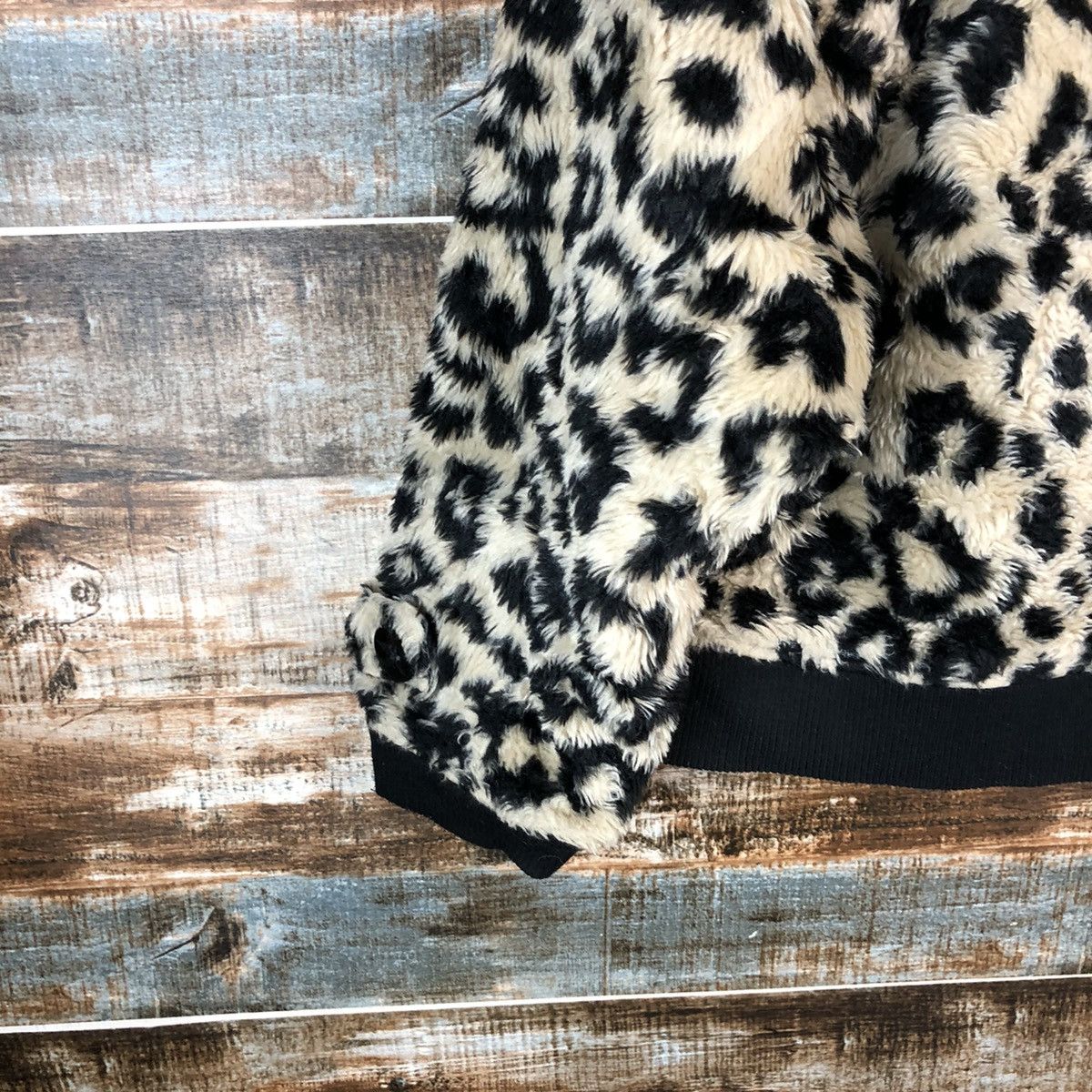 Japanese Brand World Wide Love Leopard cheetah tiger design Hoodie #A2254 Size S / US 4 / IT 40 - 14 Thumbnail