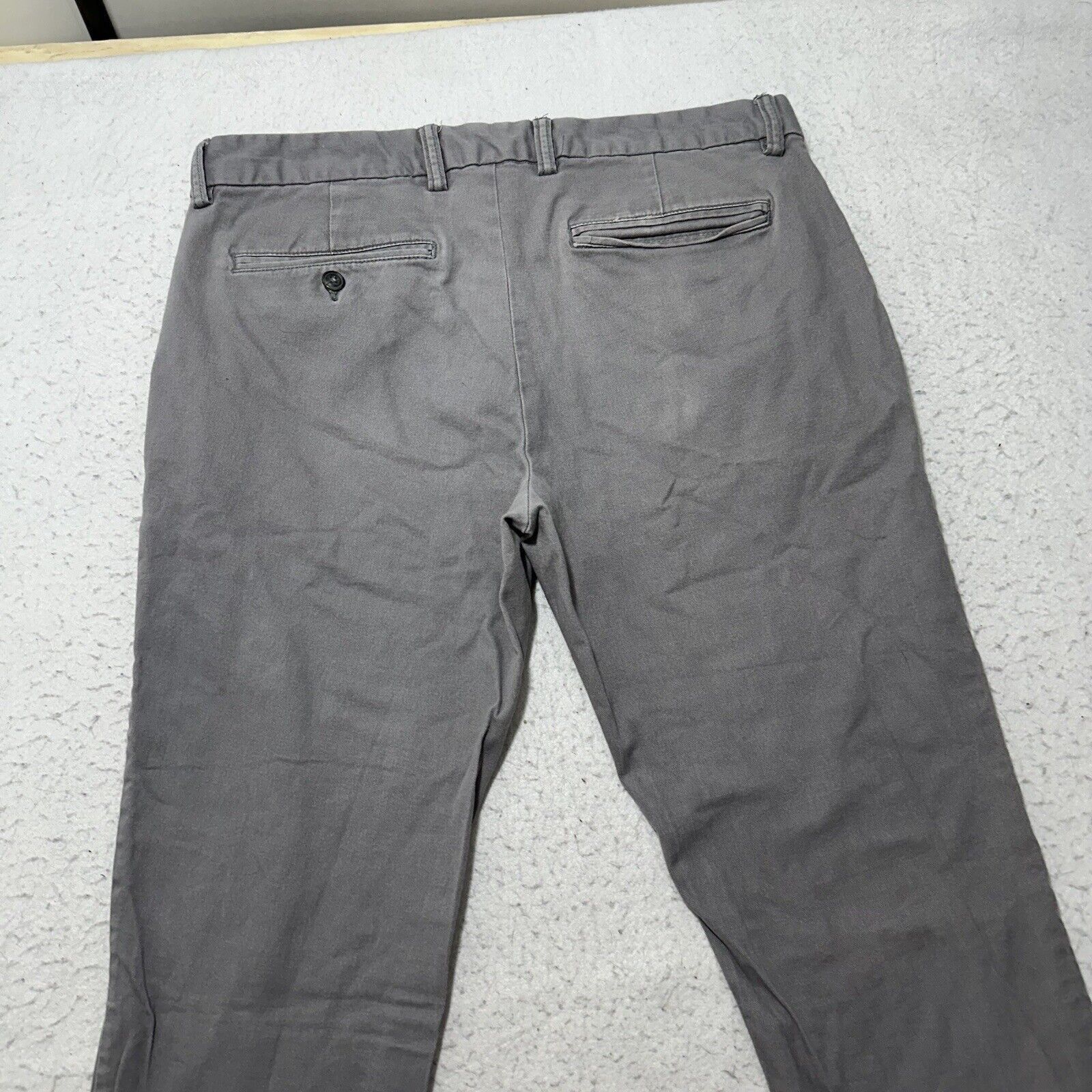 Old Navy Old Navy 32x33 Ultimate Slim Chino Pants Light Gray Flex Size US 32 / EU 48 - 8 Thumbnail