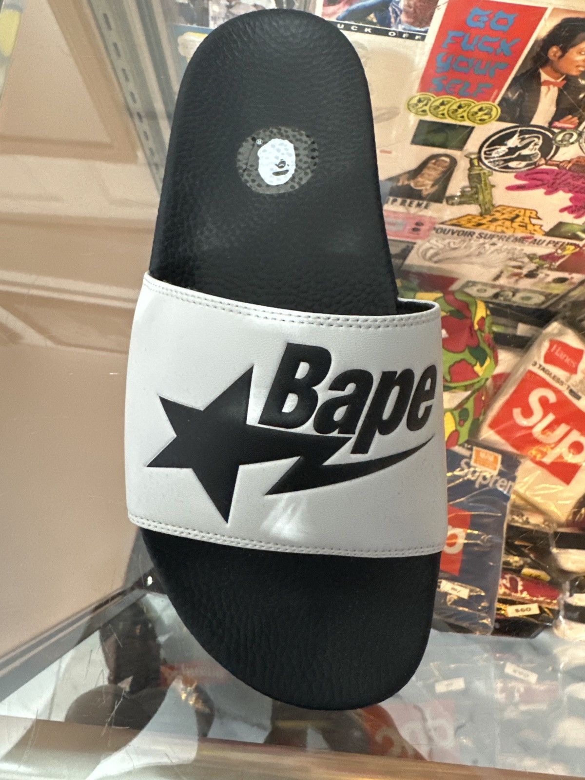 Bape Bape “Star” Logo Slides White Size US 8 / EU 41 - 1 Thumbnail