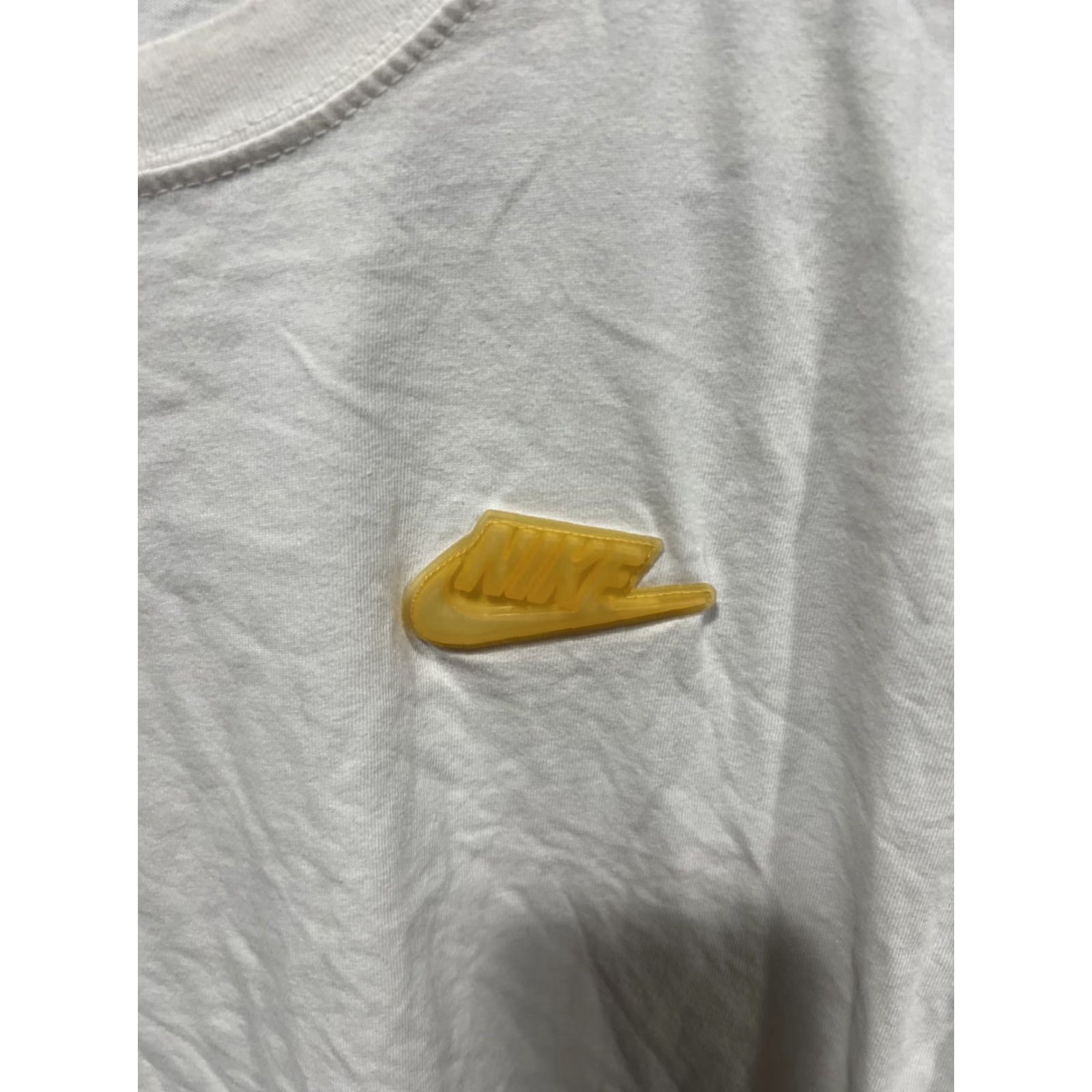Nike Nike Air Patch Graphic T-Shirt Sportswear Short Sleeve Crew Neck Sz S Mens Multicolor / Ivory Size US S / EU 44-46 / 1 - 2 Thumbnail