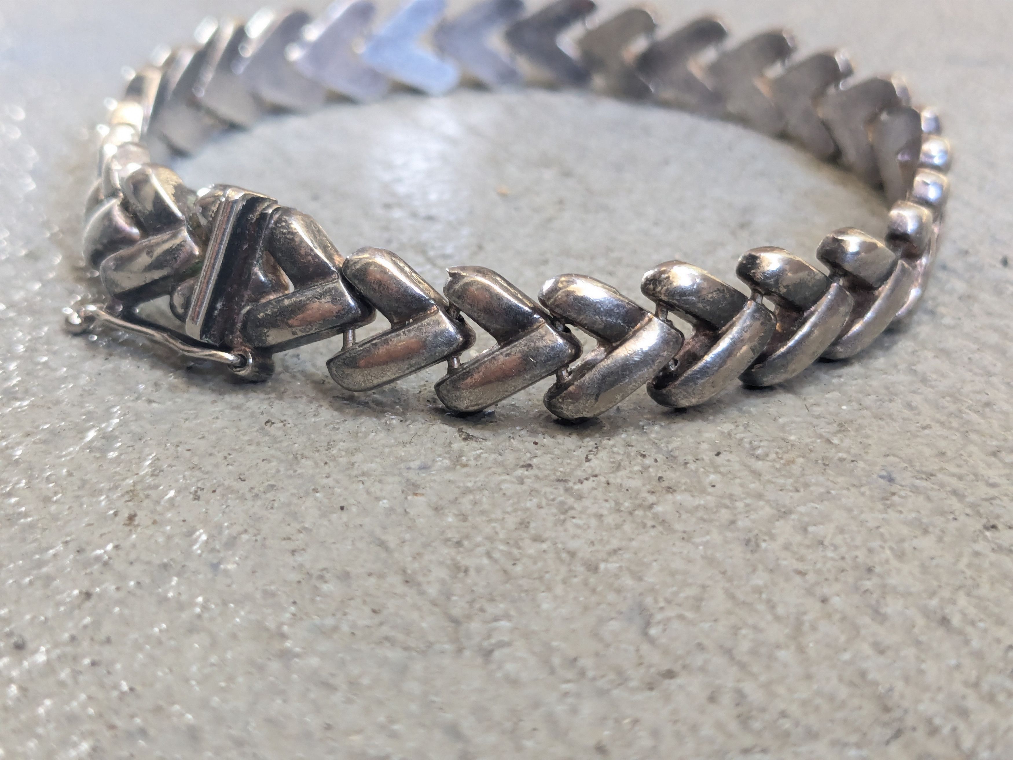 Jewelry Vintage Sterling Silver Tennis Bracelet 7.5" Heart Leaf Link Size ONE SIZE - 6 Thumbnail