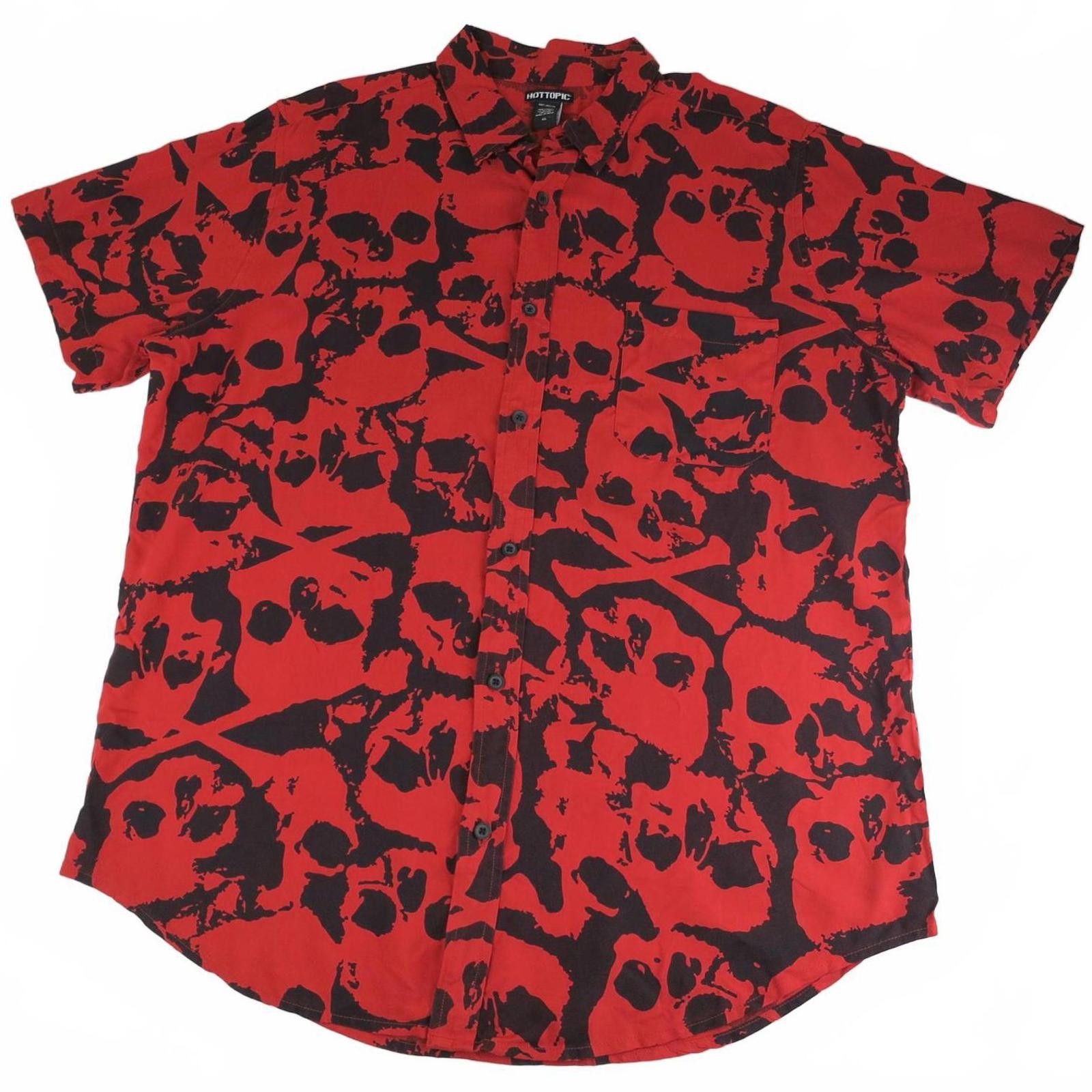 Hot Topic Hot Topic Red and Black Skull Print Short Sleeve Shirt XL Size US XL / EU 56 / 4 - 1 Thumbnail