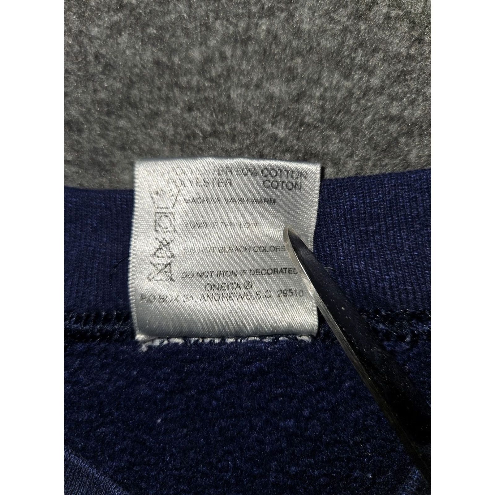 Vintage VINTAGE Oneita Sweatshirt Mens Small Blue Crewneck 90s Sanibel Island Embroidered Logo Graphic Print USA Crewneck Pullover /* Size US S / EU 44-46 / 1 - 7 Thumbnail