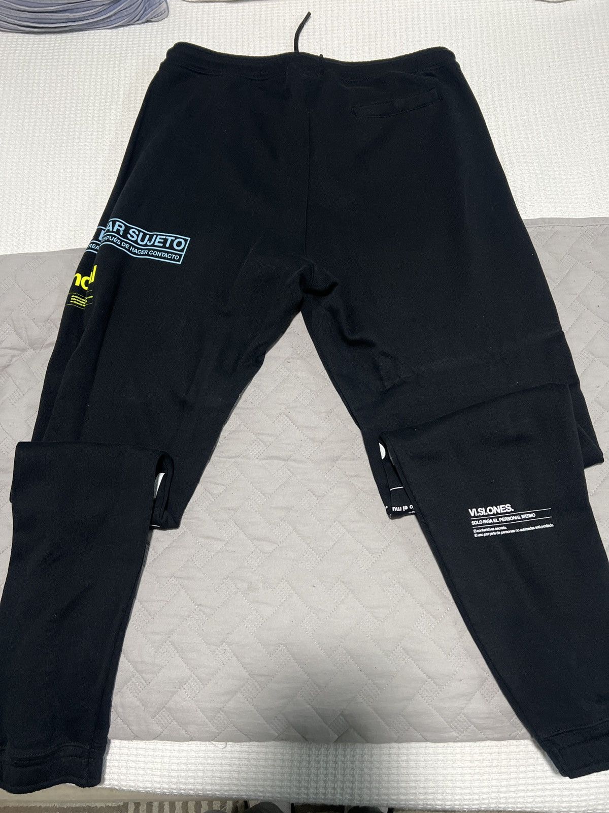Marcelo Burlon Marcelo Burlon Sweats Size US 34 / EU 50 - 1 Thumbnail