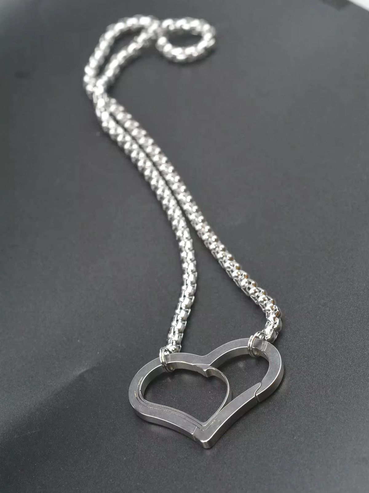 Jewelry Vintage Goth Heart Link Necklace Size ONE SIZE - 2 Thumbnail