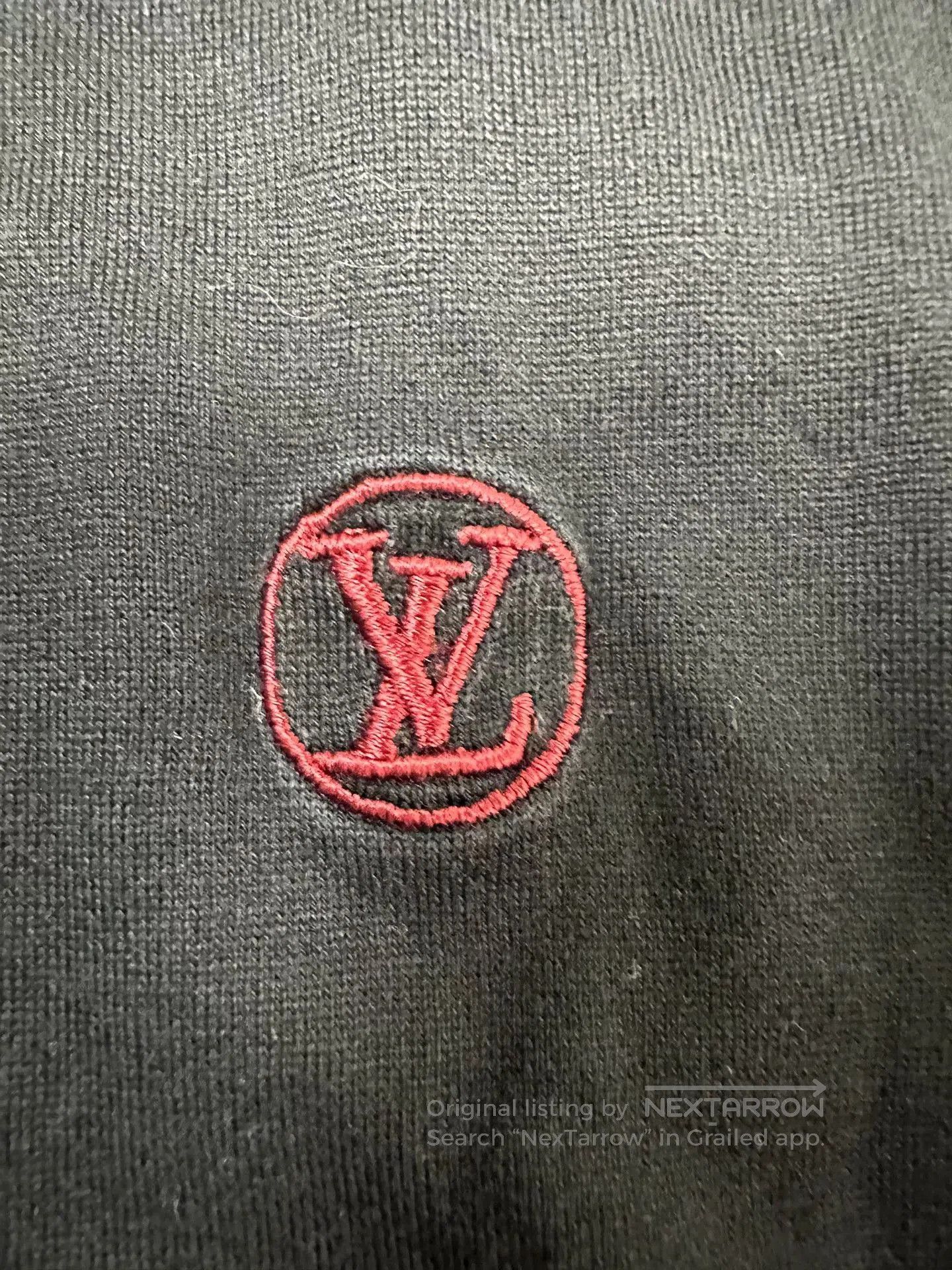 Louis Vuitton Louis Vuitton Classic Logo Cotton T-Shirt Men's. Size US M / EU 48-50 / 2 - 3 Thumbnail