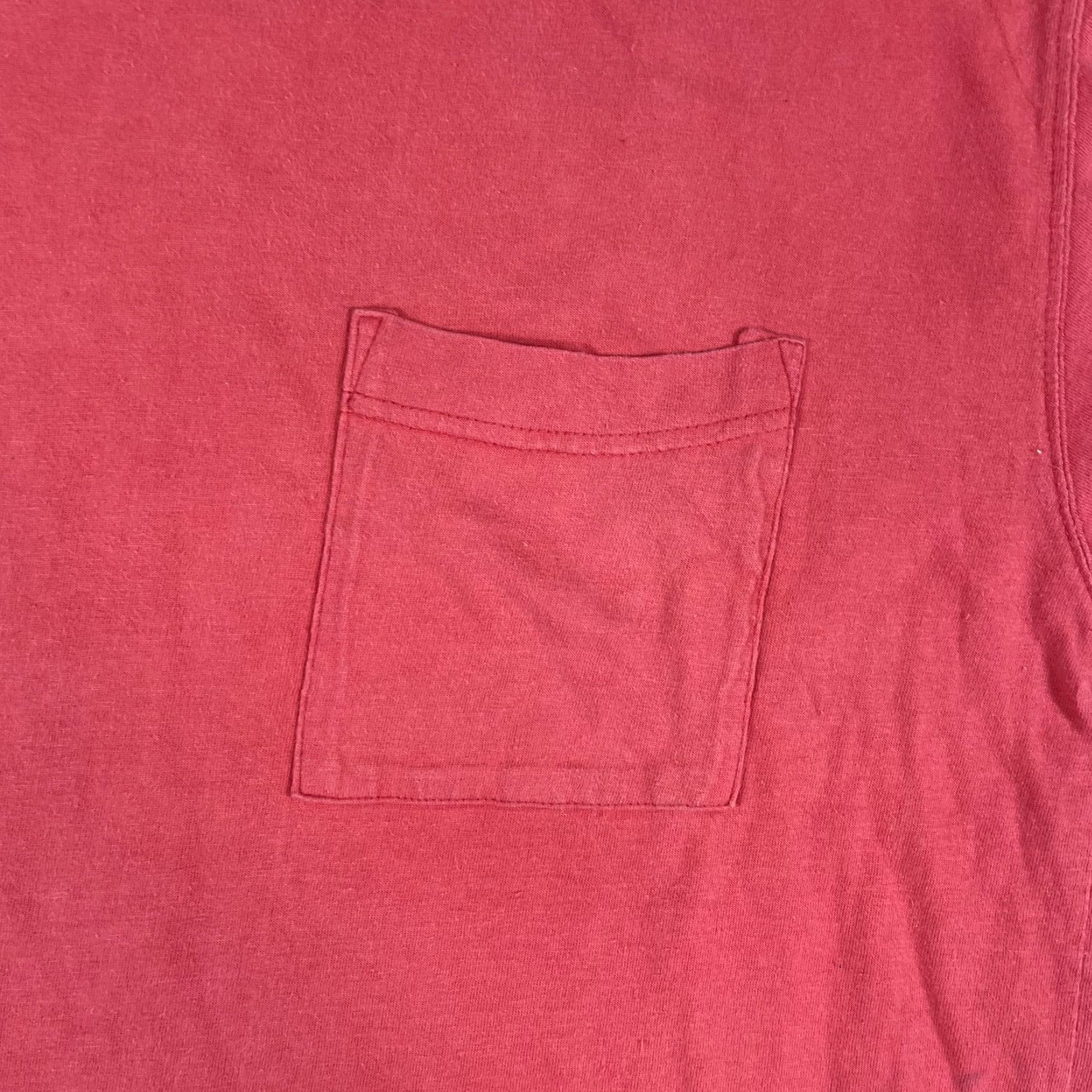 Vintage VINTAGE 90's Basic Gear T-Shirt Mens Small Red Pocket Oversized Y2K Skate Grunge Tee Size US S / EU 44-46 / 1 - 7 Thumbnail