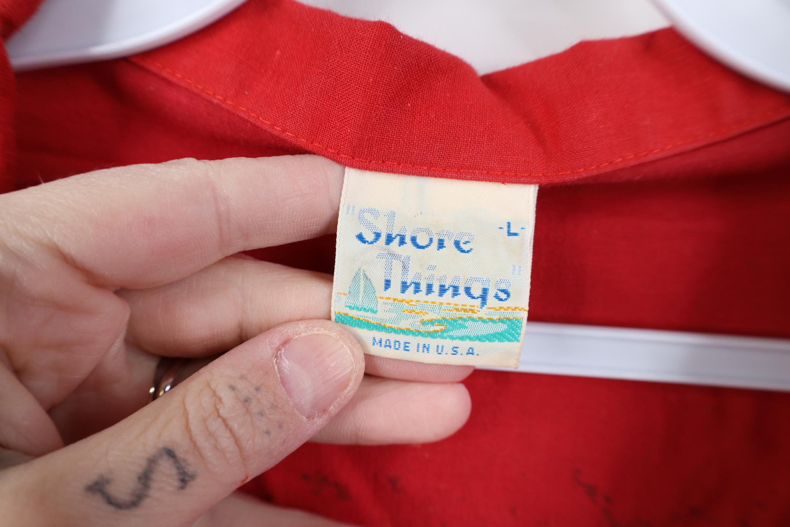 Vintage Vintage 80s 90s Surfing Camp Collar Button Shirt Red USA Size US L / EU 52-54 / 3 - 6 Thumbnail