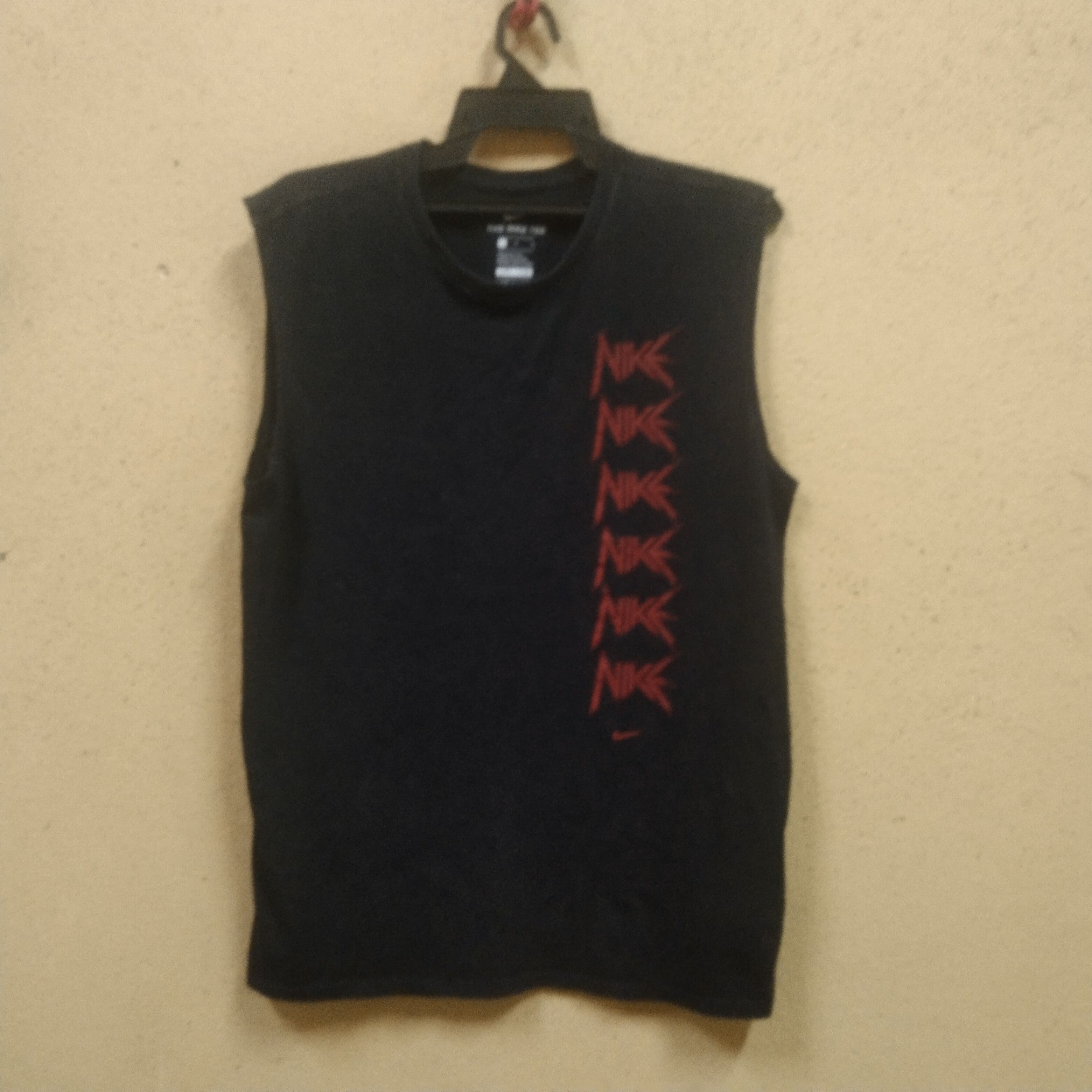 Nike Nike Running Wild World Tour Sleeveless Size US M / EU 48-50 / 2 - 3 Thumbnail
