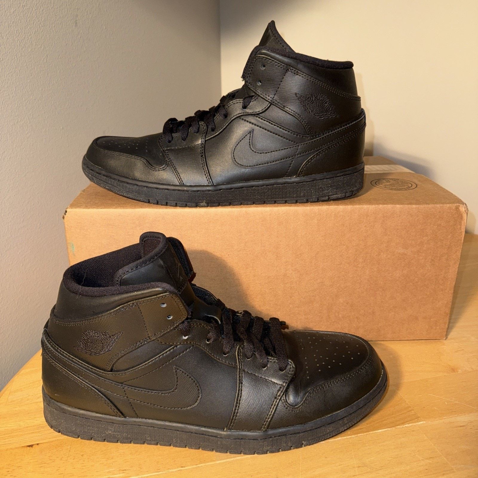 Nike Size 11.5 Air Jordan 1 Mid Triple Black No Box Size US 11.5 / EU 44-45 - 1 Thumbnail