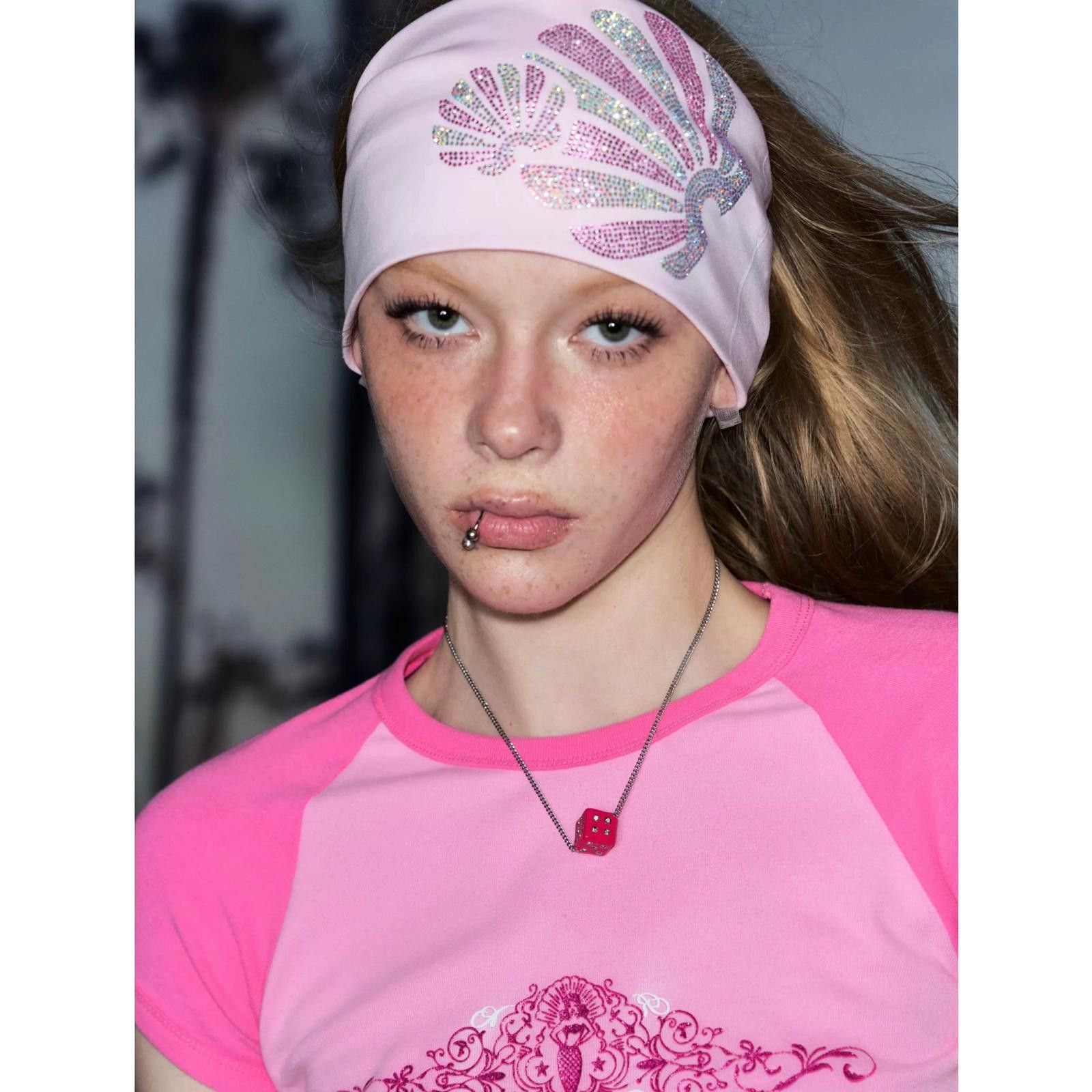 Japanese Brand Y2k Pink Glitter Seashell Headband OS Size ONE SIZE - 1 Thumbnail