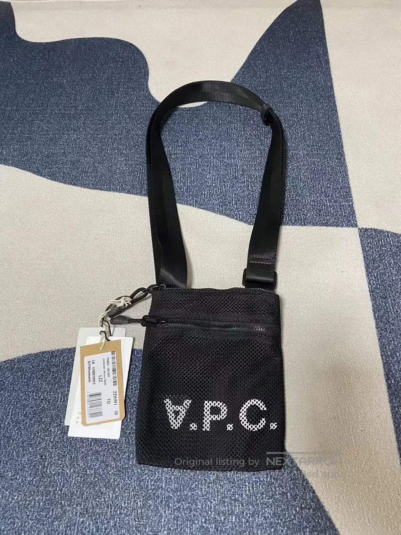 A.P.C. A.P.C Mesh Zip Crossbody Shoulder Bag. Size ONE SIZE - 1 Thumbnail