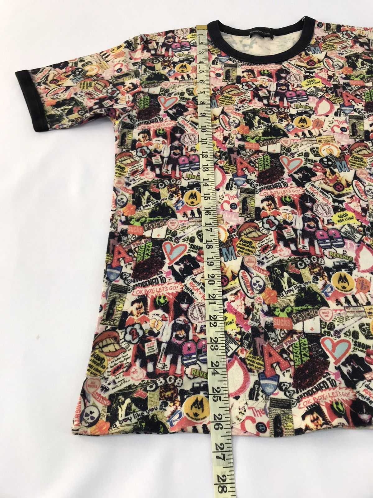Vintage World Wide Love Sticker Style Over Printed Logo Tee Size US M / EU 48-50 / 2 - 9 Thumbnail