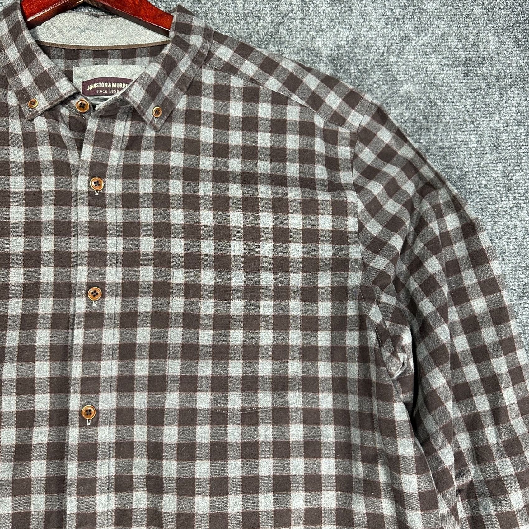 Johnston & Murphy Johnston & Murphy Shirt Mens XL Button-Down Plaid Gray Cotton Flannel Pocket Size US XL / EU 56 / 4 - 3 Thumbnail