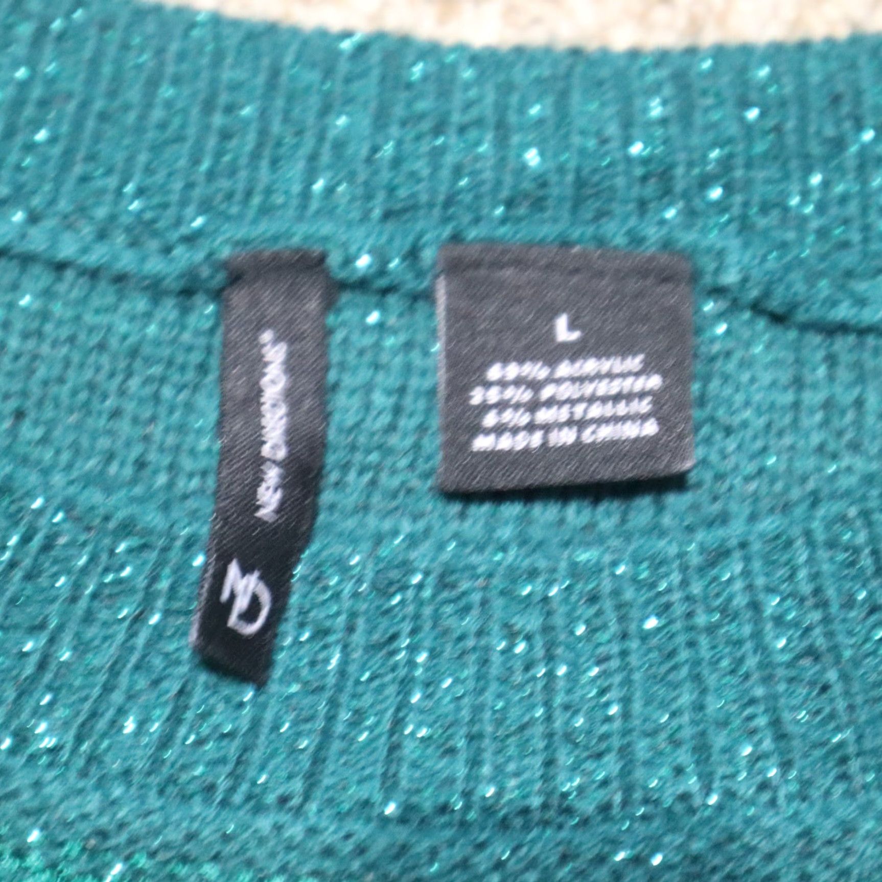 Vintage VINTAGE New Directions Sweater Shirt Womens Large Green Pullover Bling Long Sleeve Acrylic 90s Size L / US 10 / IT 46 - 4 Thumbnail