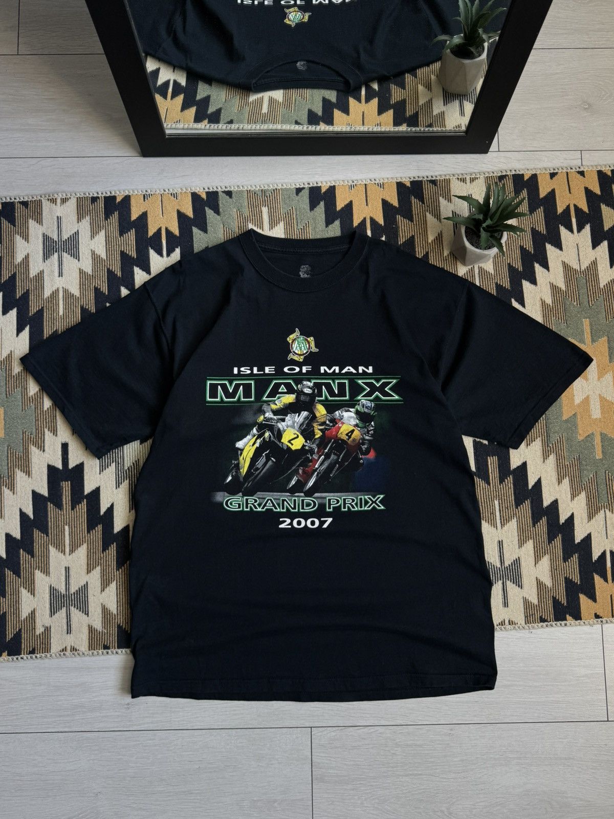 Vintage Vintage MANX Grand Prix 2007 Racing Moto T-shirt Size US L / EU 52-54 / 3 - 1 Thumbnail